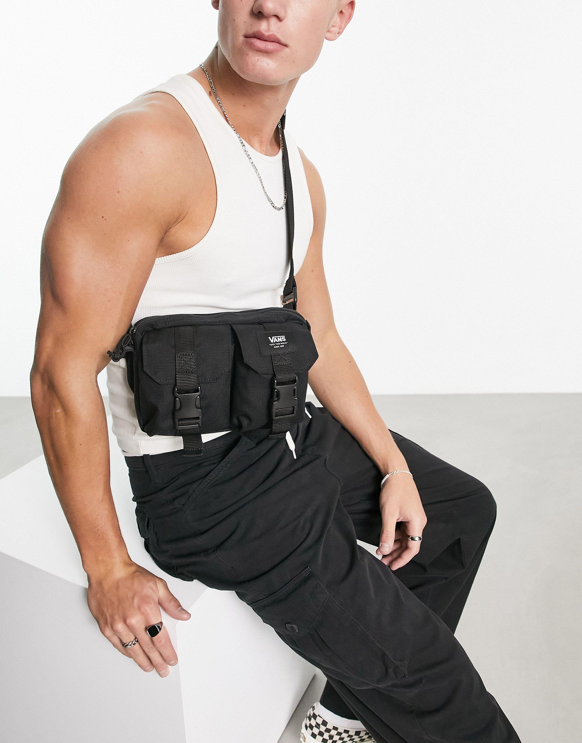 Vans Pursue Shoulder Chest Bag in Black for Men | Lyst