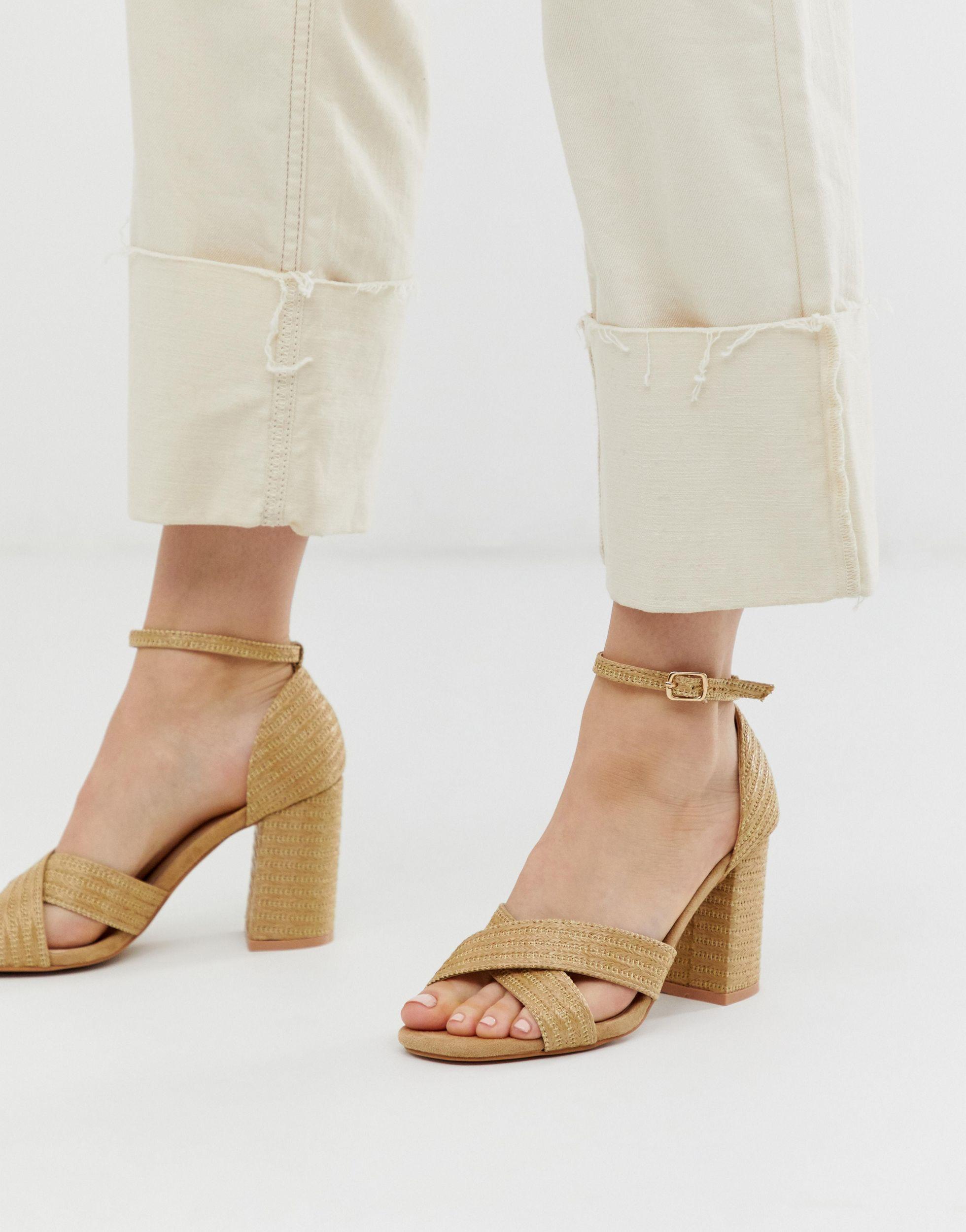 Talon sales en paille
