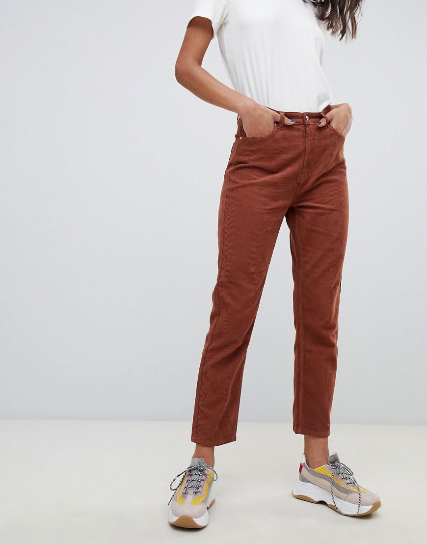 Pantalones Mom de pana de Stradivarius de Denim de color Marrón | Lyst