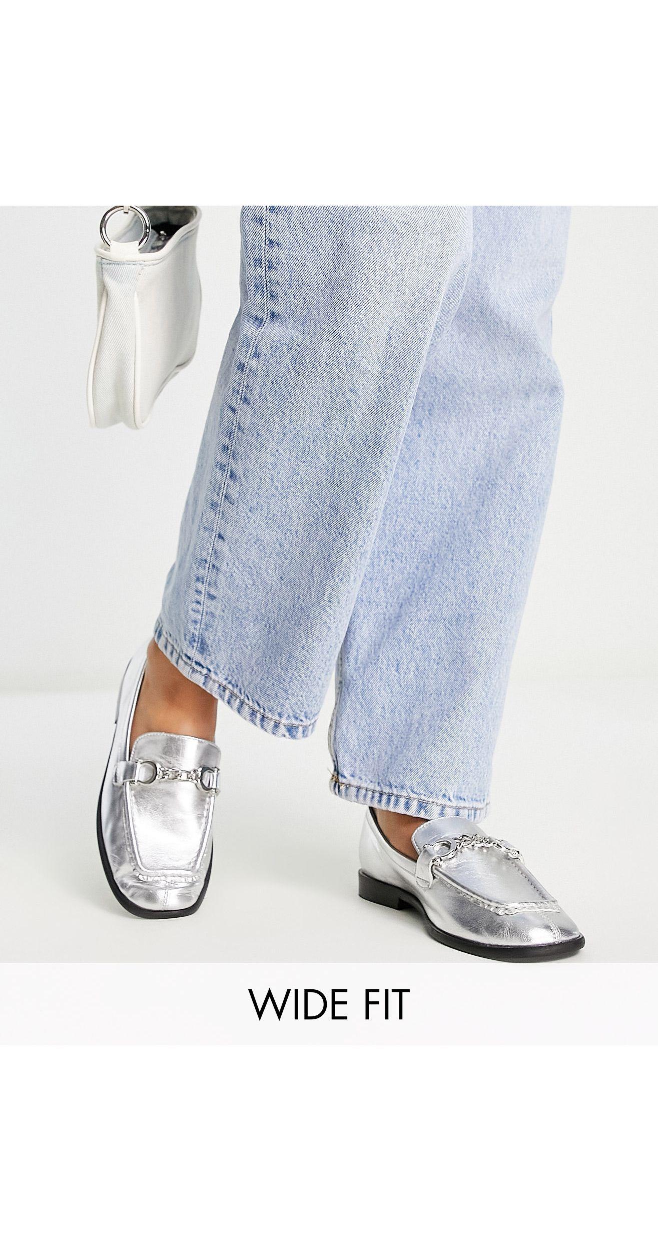 TOPSHOP Wide Fit Lola Leather Loafer With Chain Detail in Blue | Lyst  Australia