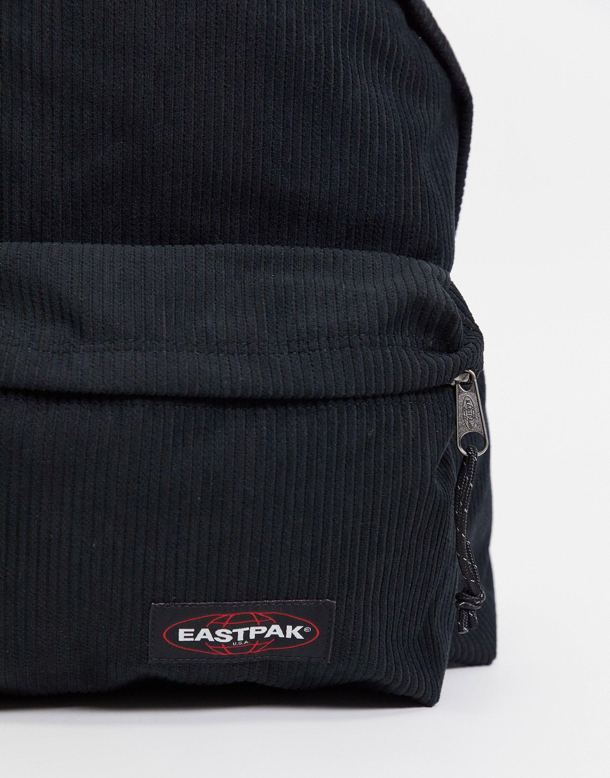 Pak'r - sac à dos matelassé en velours côtelé Eastpak pour homme en coloris  Noir | Lyst