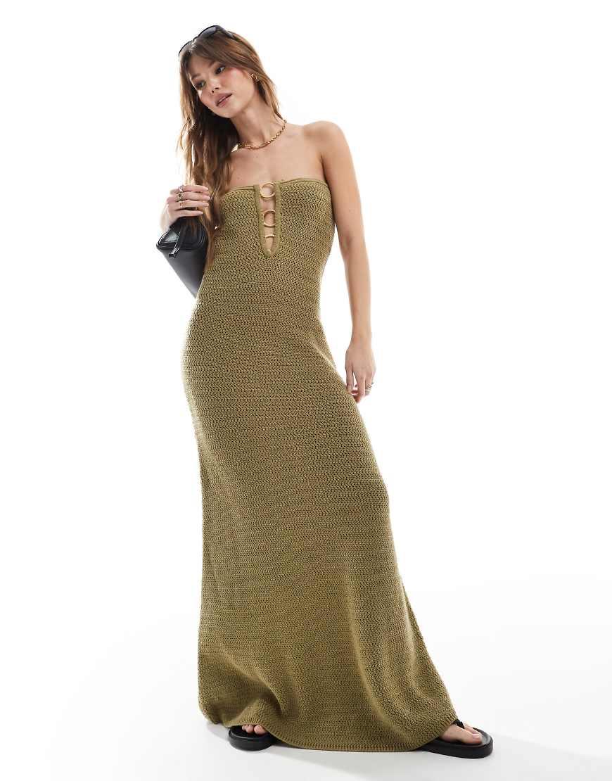 Vestido Playero Largo Verde De Croché Con Escote Palabra De Honor