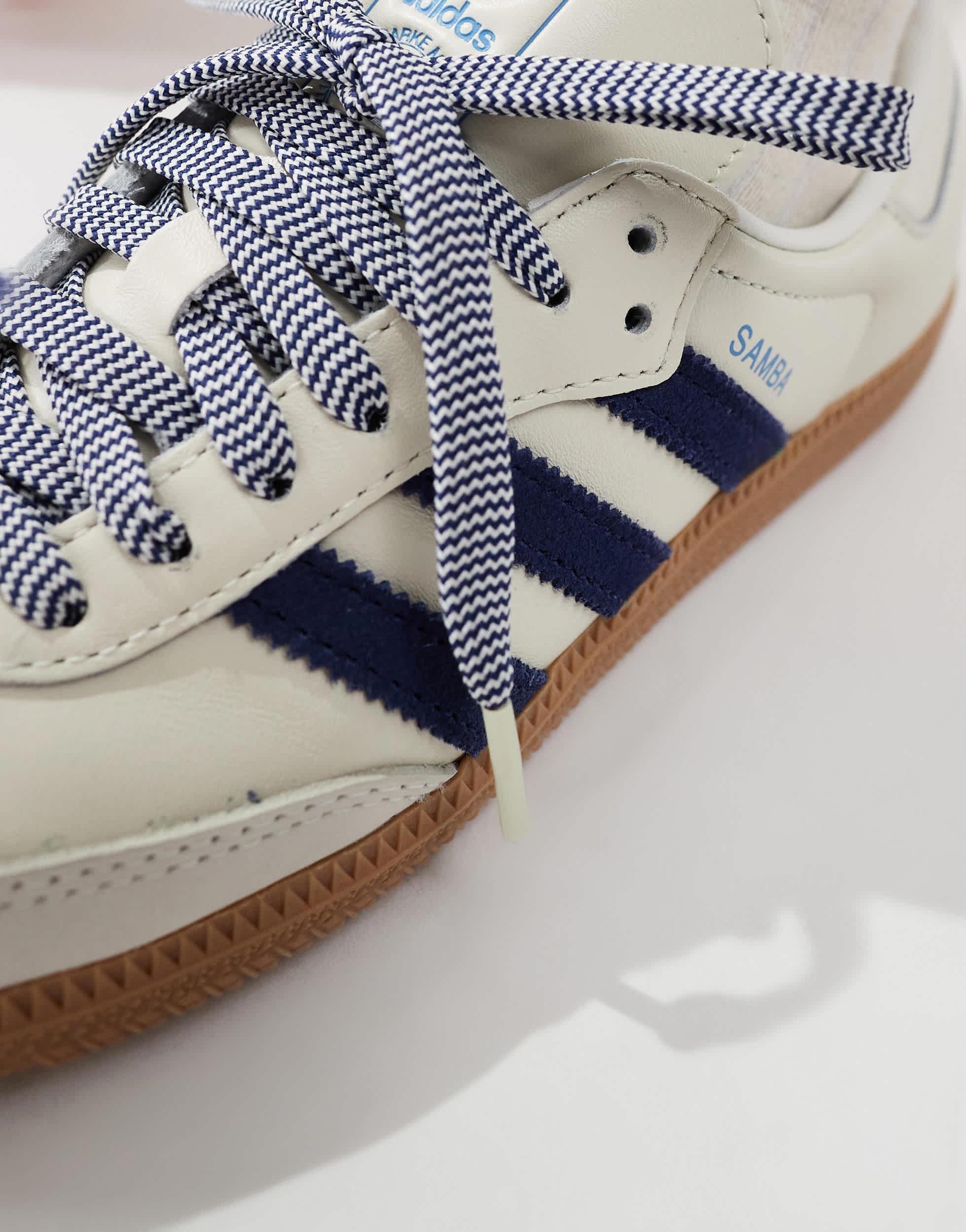 adidas gazelle silver green womens Adidas Samba ADV Chaussure Bleu Fonc / Gris Clair / Gomme