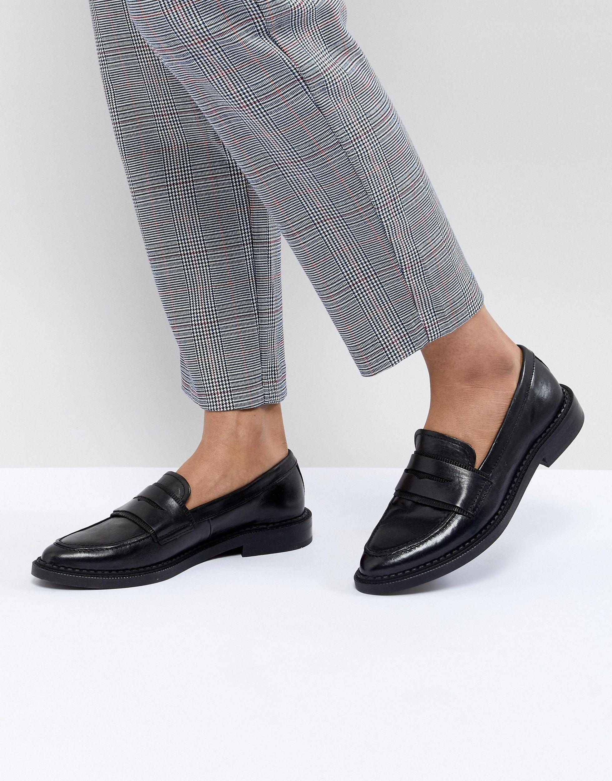 Femme Leather Loafer in Lyst