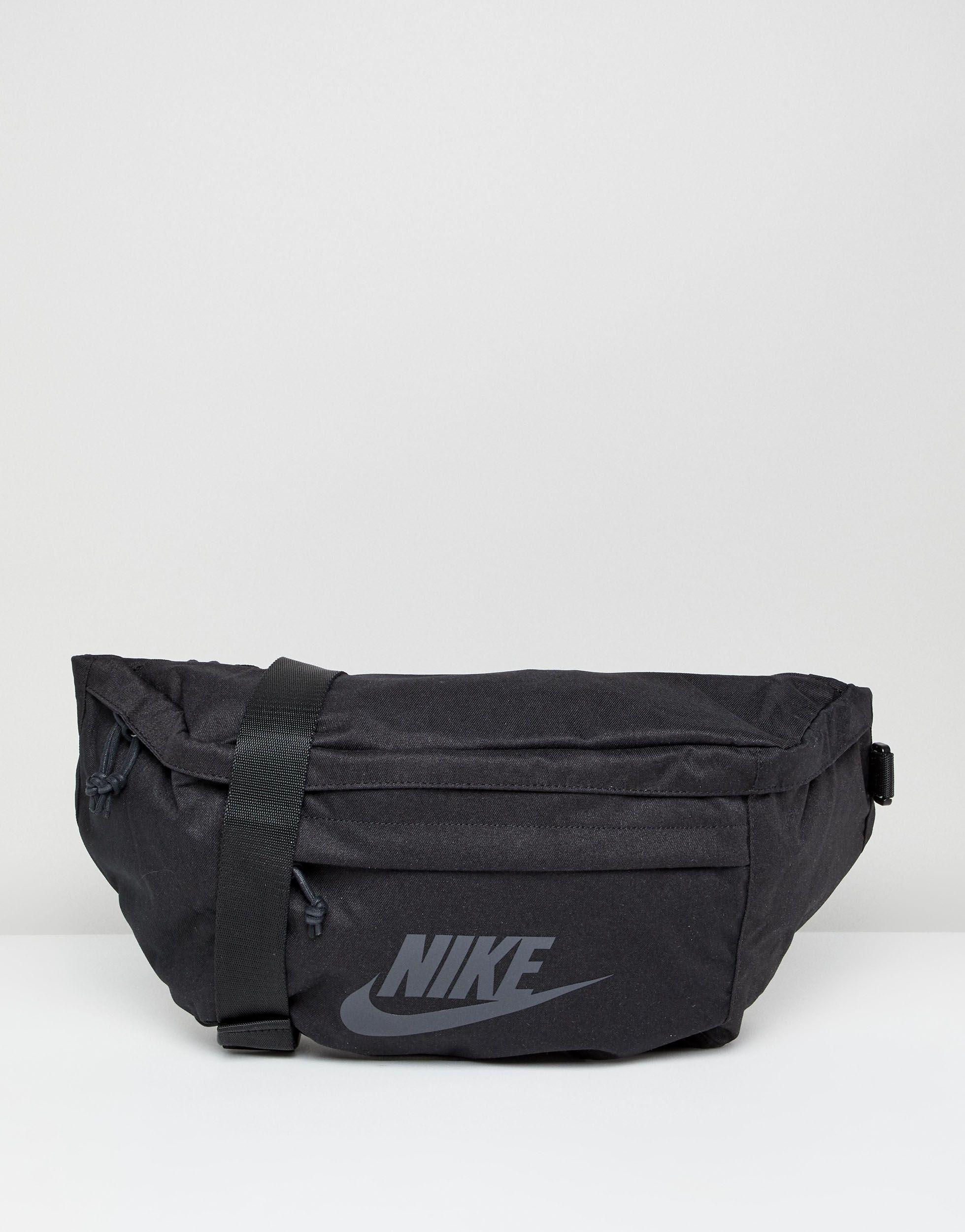 Nike Tech Large Fanny Pack in Black for Men | Lyst