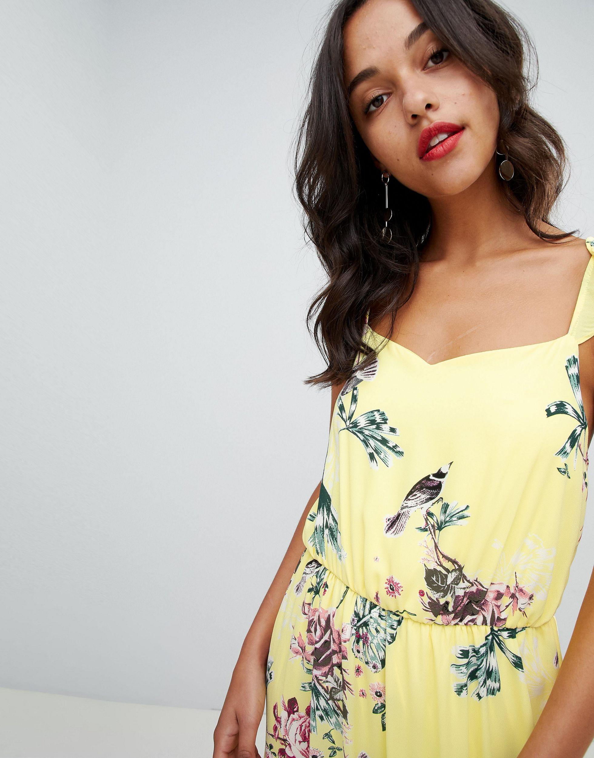 floaty yellow dress