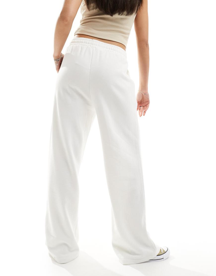 Bershka Wide Leg Joggers in White | Lyst UK