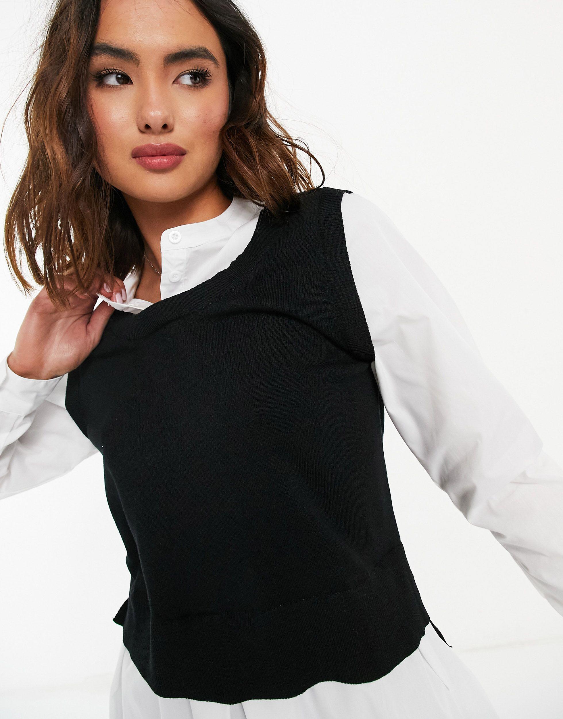 1 Knitted Vest And Volume Sleeve Shirt 
