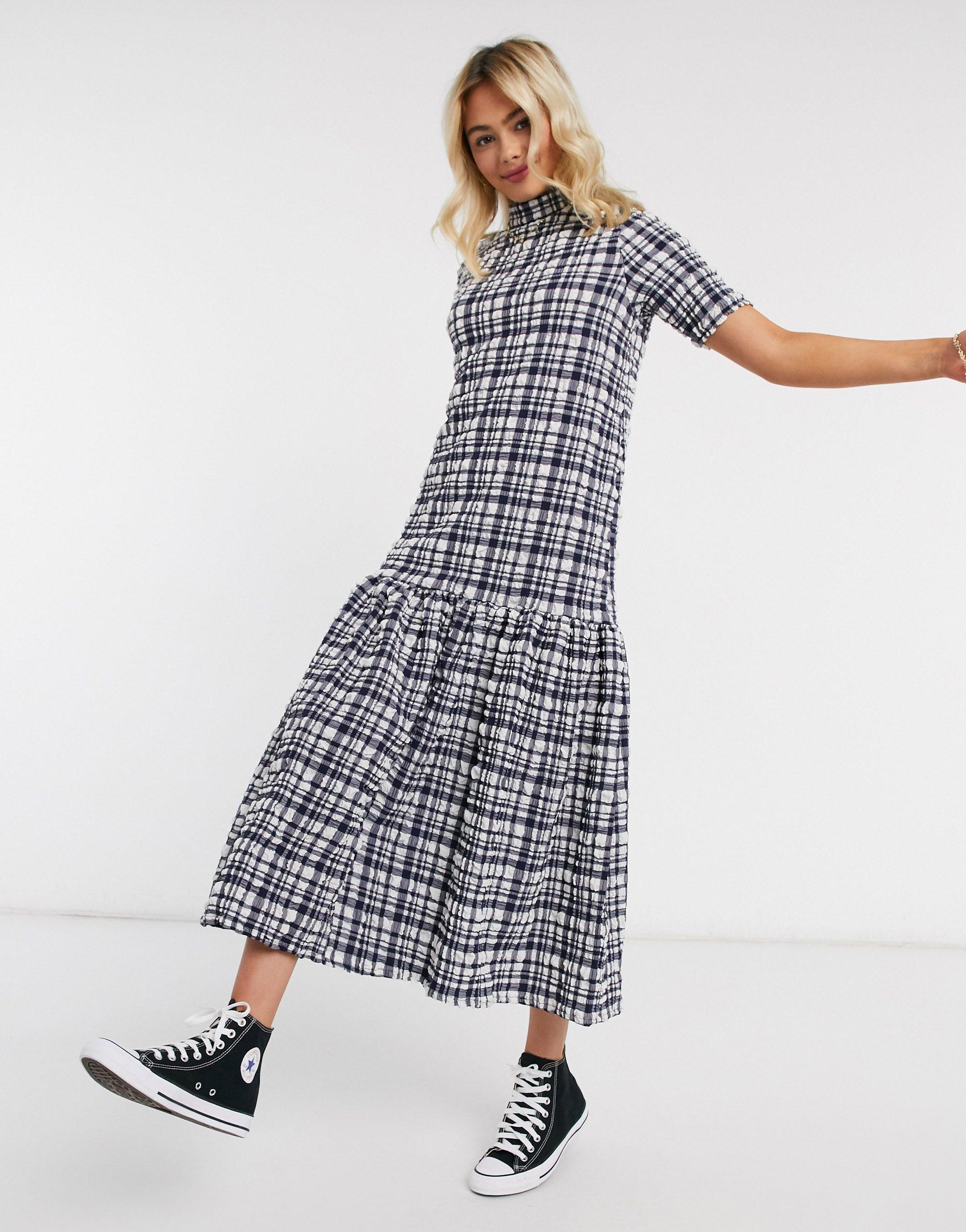 Monki Berna Seersucker Check Dress in 
