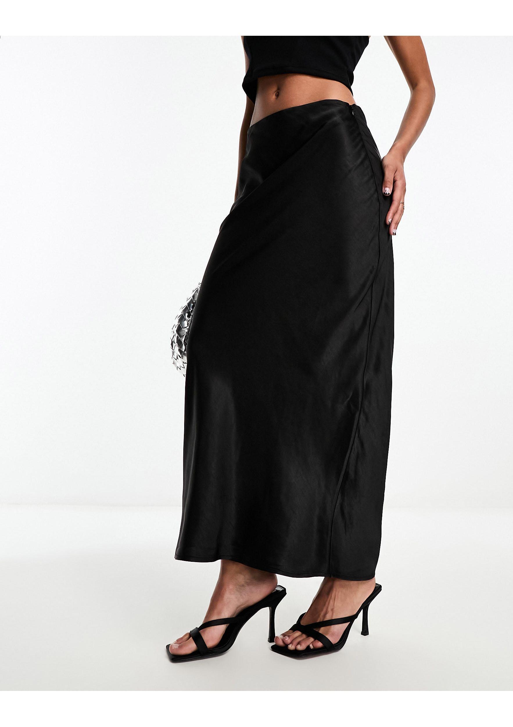 4th & Reckless Satin Maxi Skirt in Black | Lyst