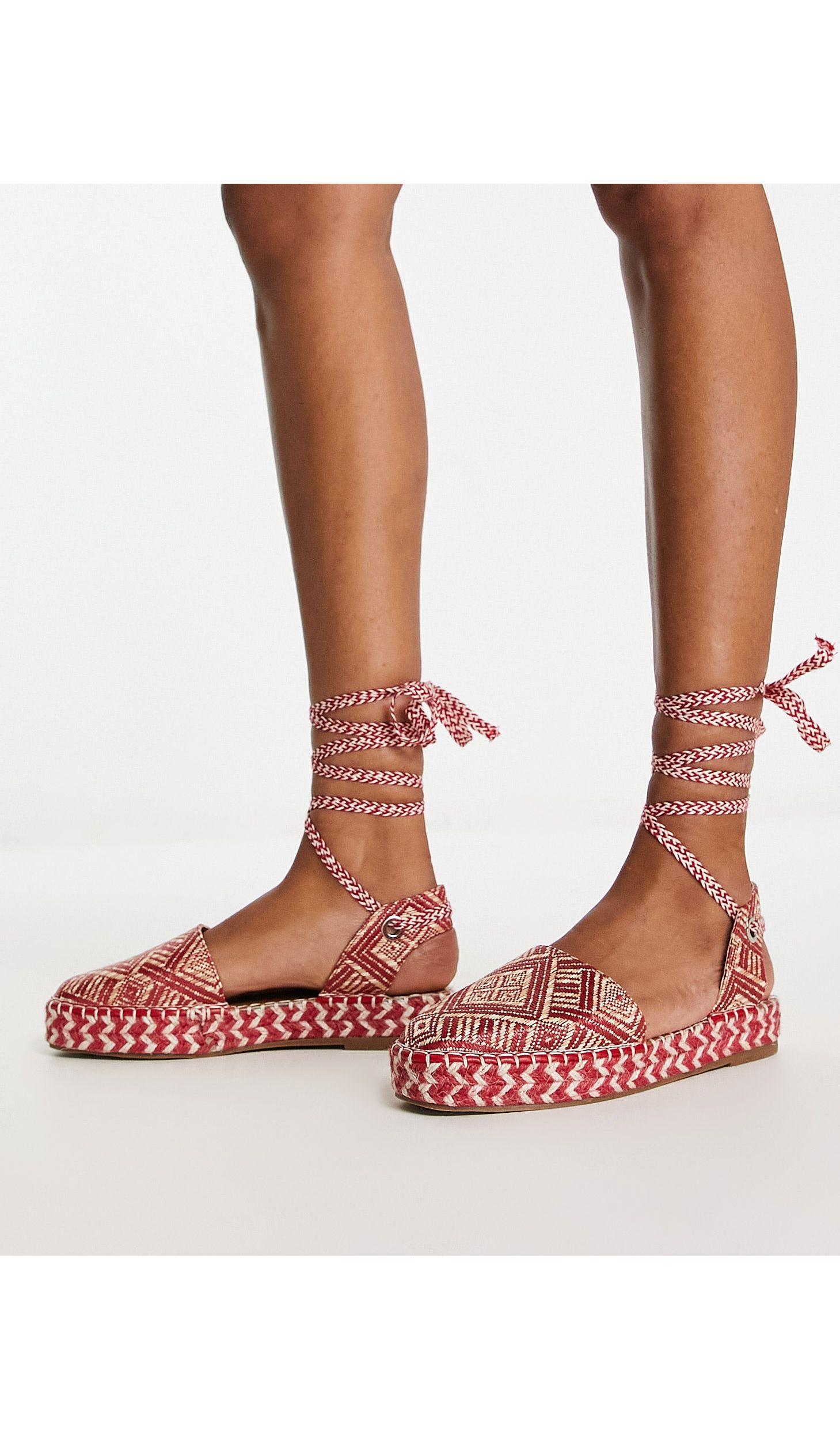 pointed toe espadrilles