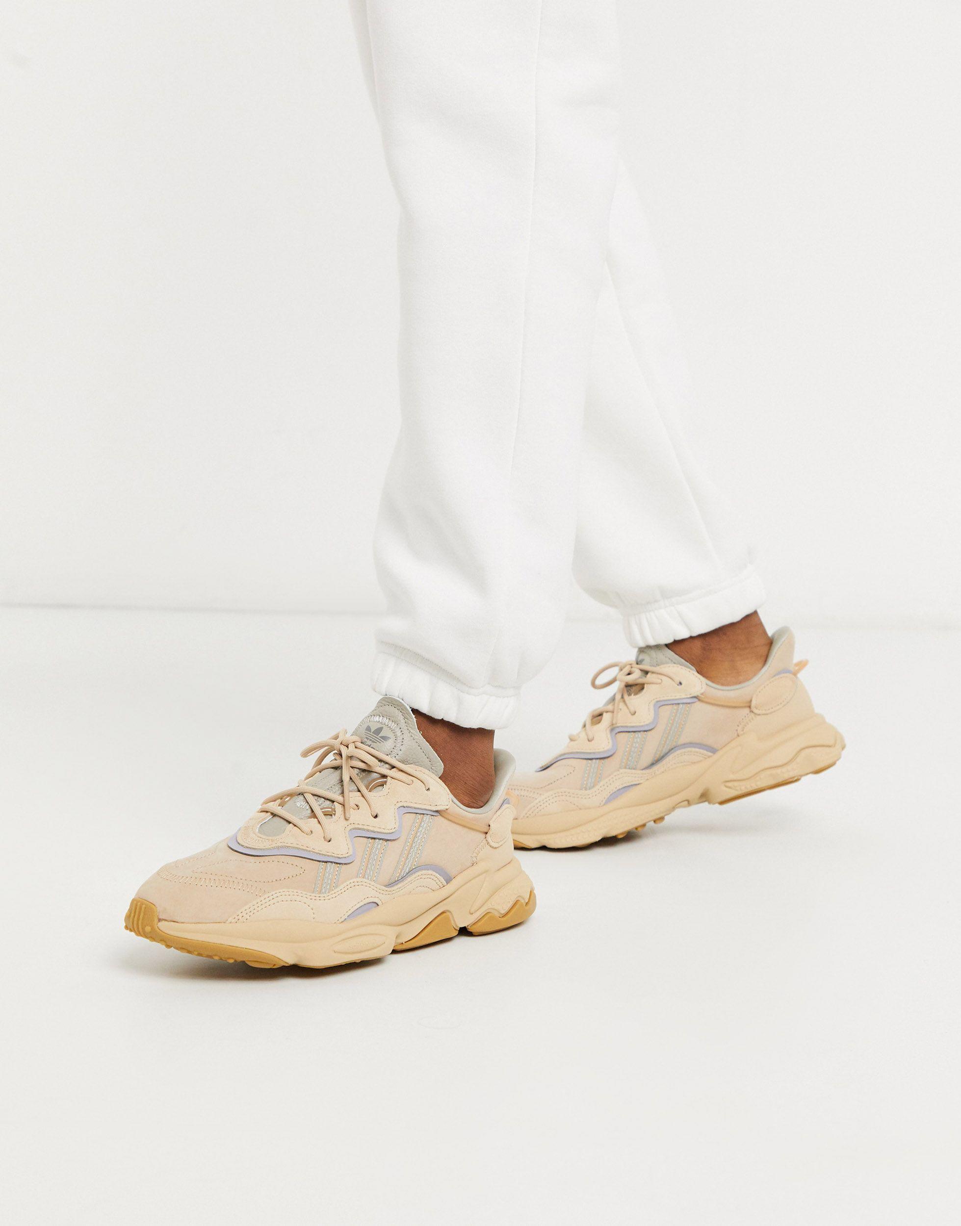 Ozweego - Sneakers color gesso da Uomo di adidas Originals in Neutro | Lyst