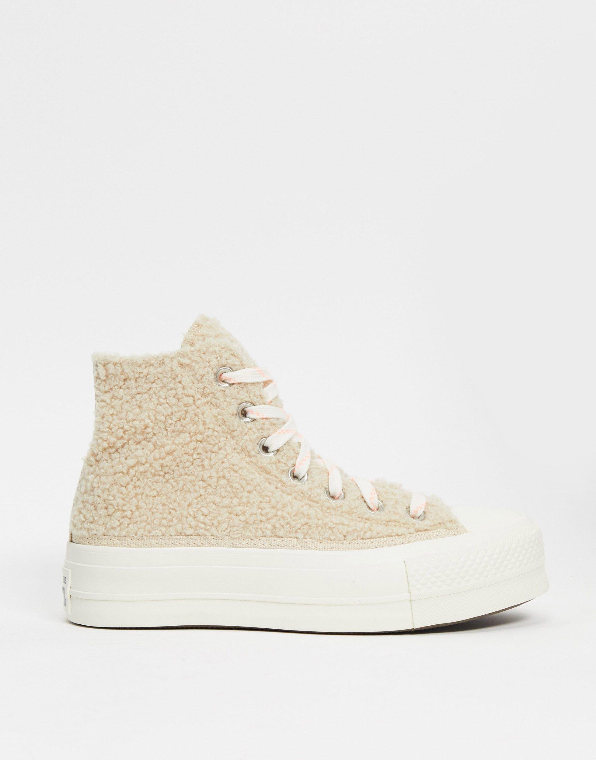 Chuck taylor lift - cosy club - baskets montantes à semelle plateforme en  imitation peau Converse en coloris Neutre | Lyst