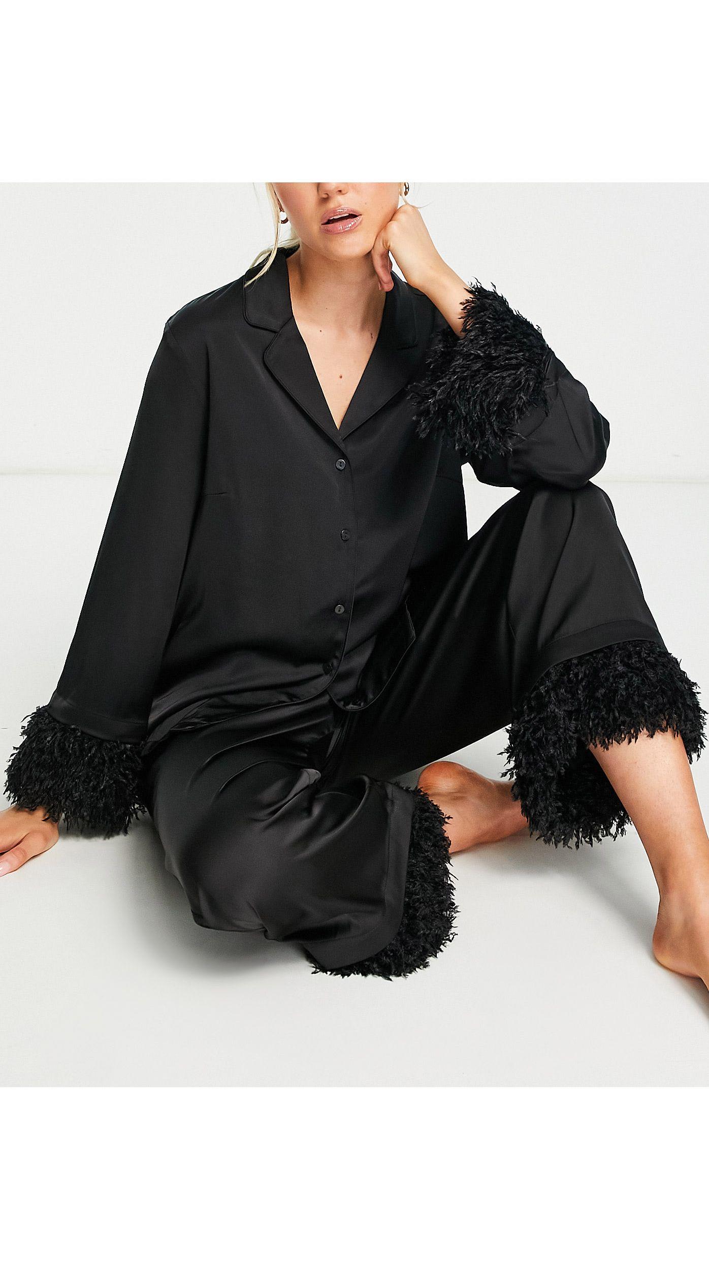 SoU Zoe cotton pyjama set in panther print ASOS Damen Kleidung Nachtwäsche Schlafanzüge 