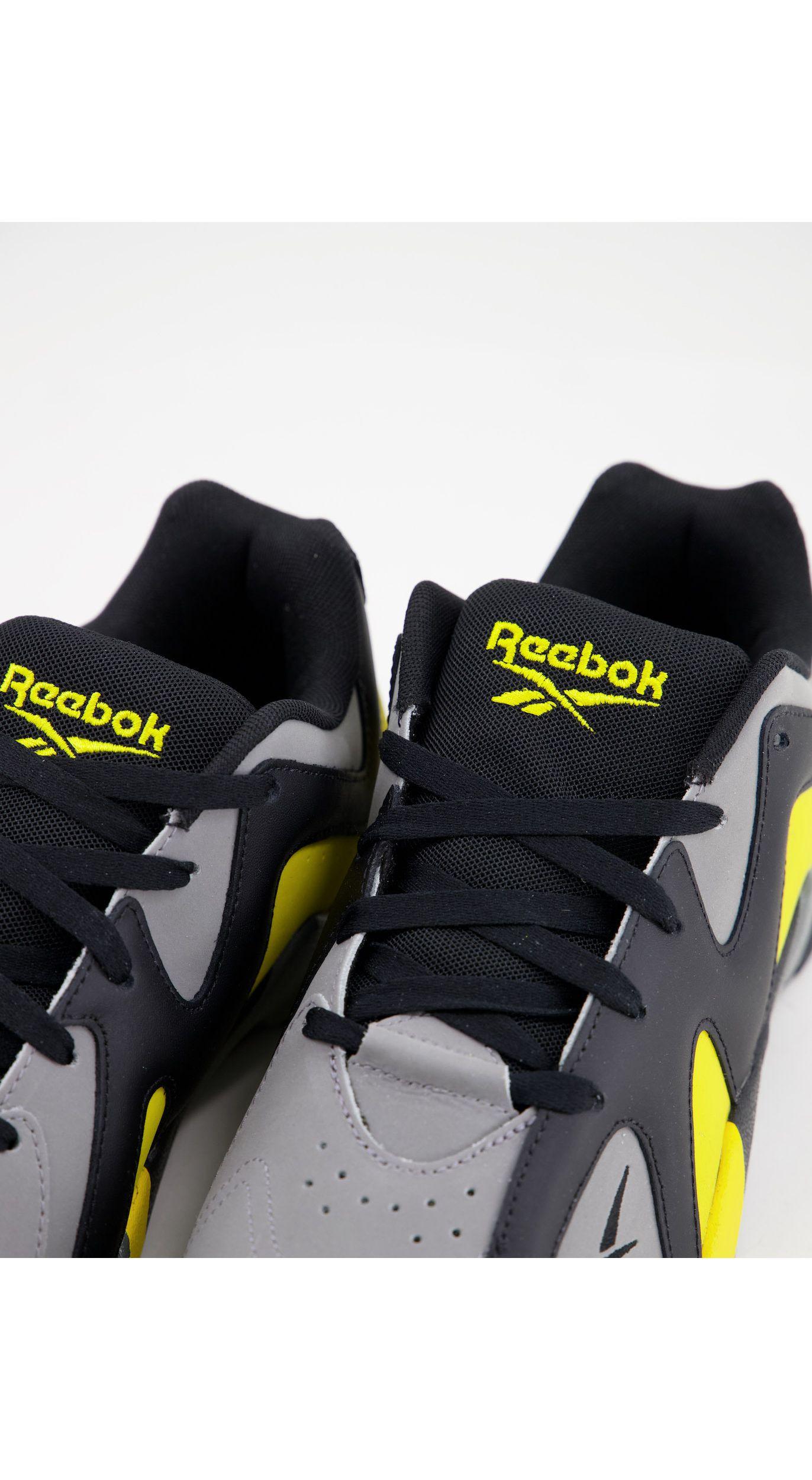 reebok classics kamikaze ii