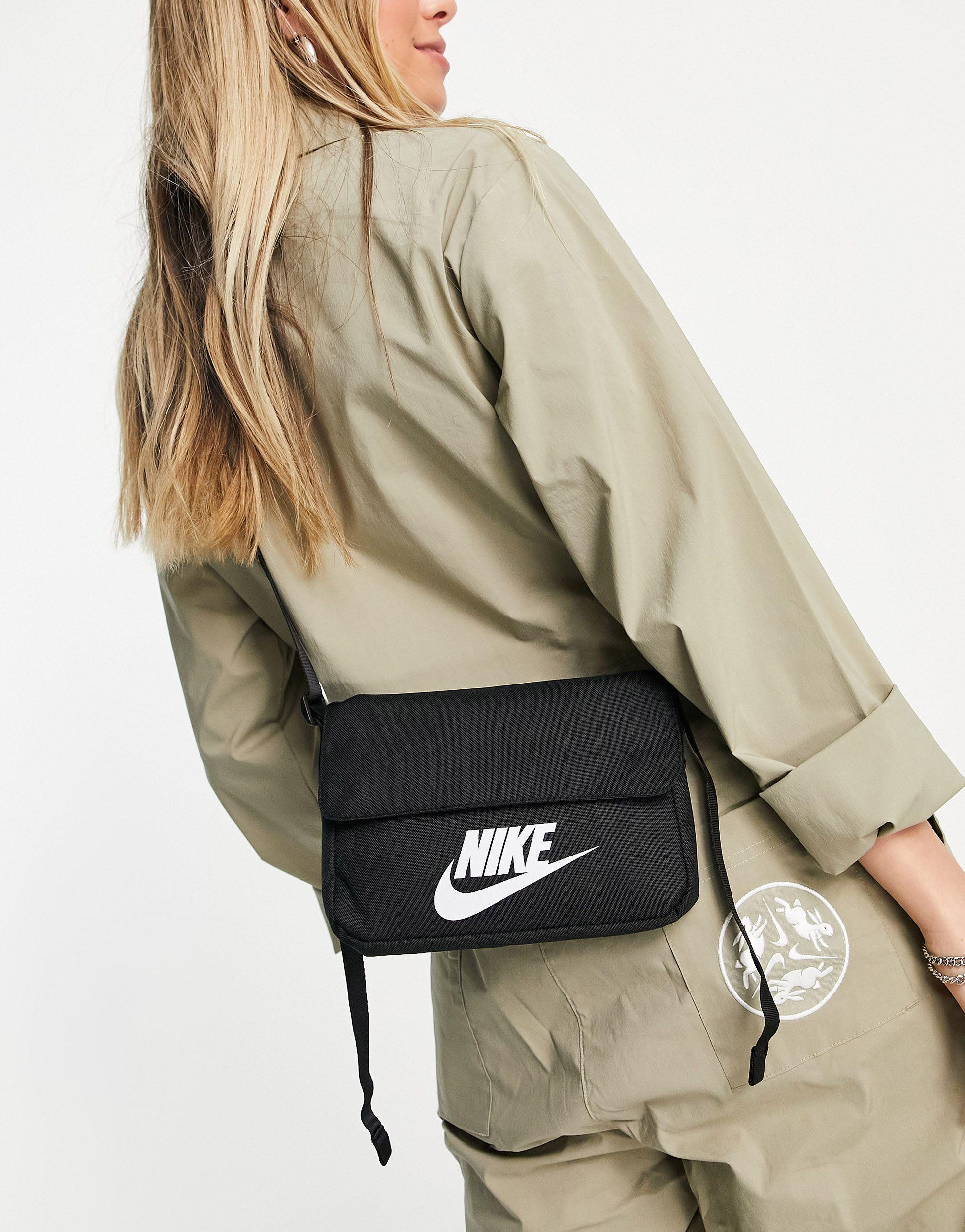Nike Sportswear Futura Luxe Crossbody Bag - Black