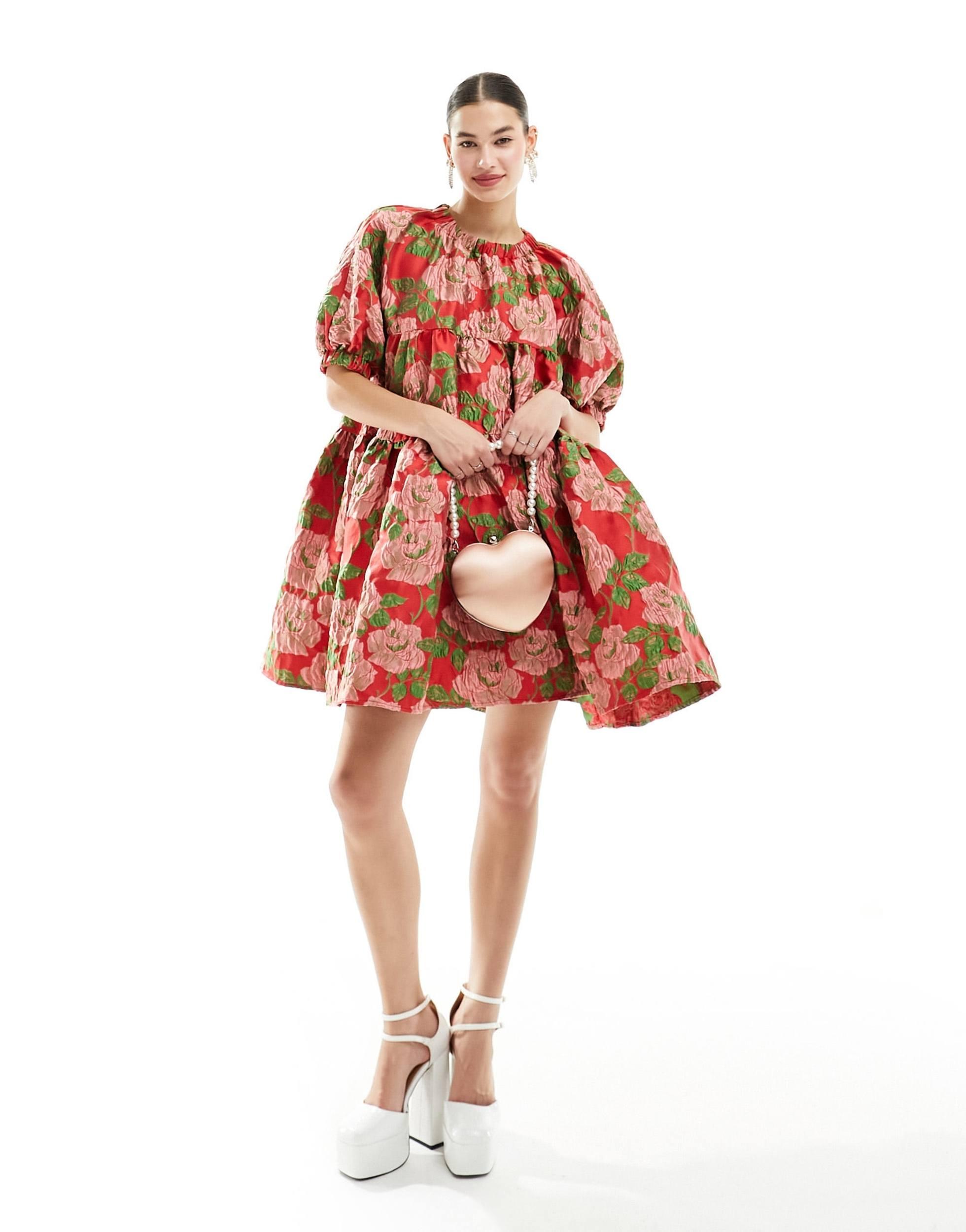 sister-jane-Multi-Showcase-