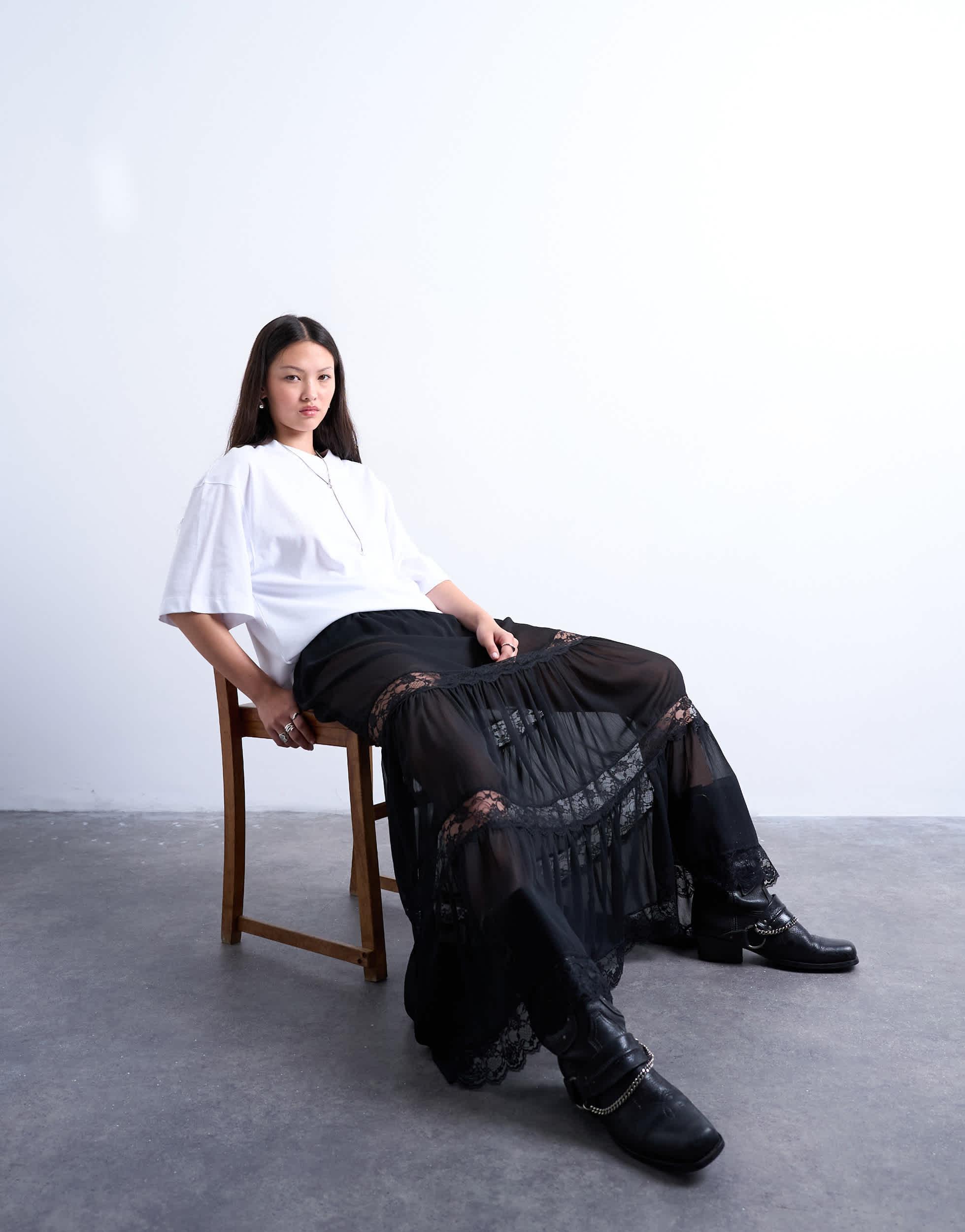 【関税＆送料込み】Versace Black Midi Skirt With Two Pin De Vero Moda elastic waist band maxi skirt in black | ASOS