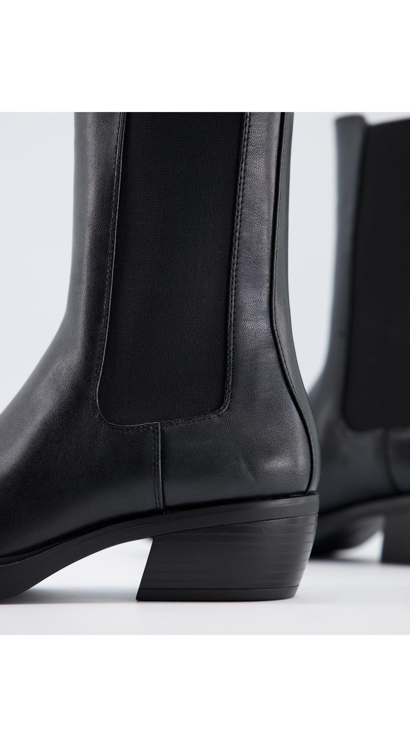 bershka square toe flat western boot in black