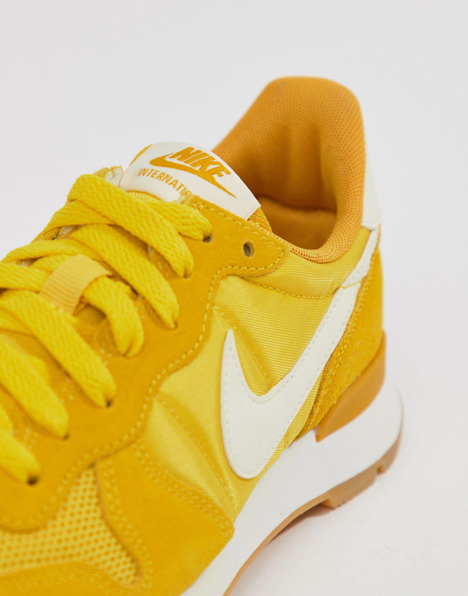 Nike Internationalist Trainers in Yellow Lyst UK