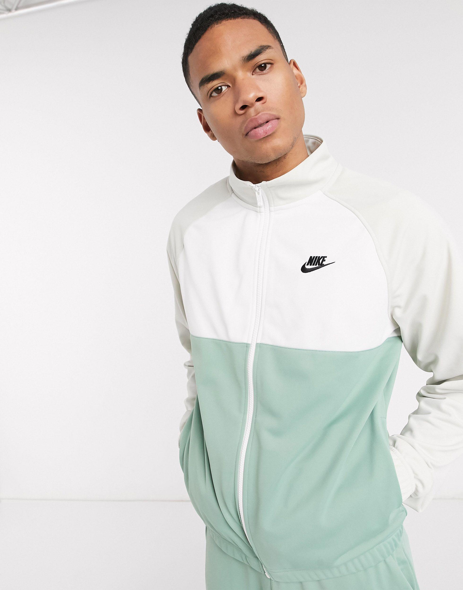 Nike 861774 060