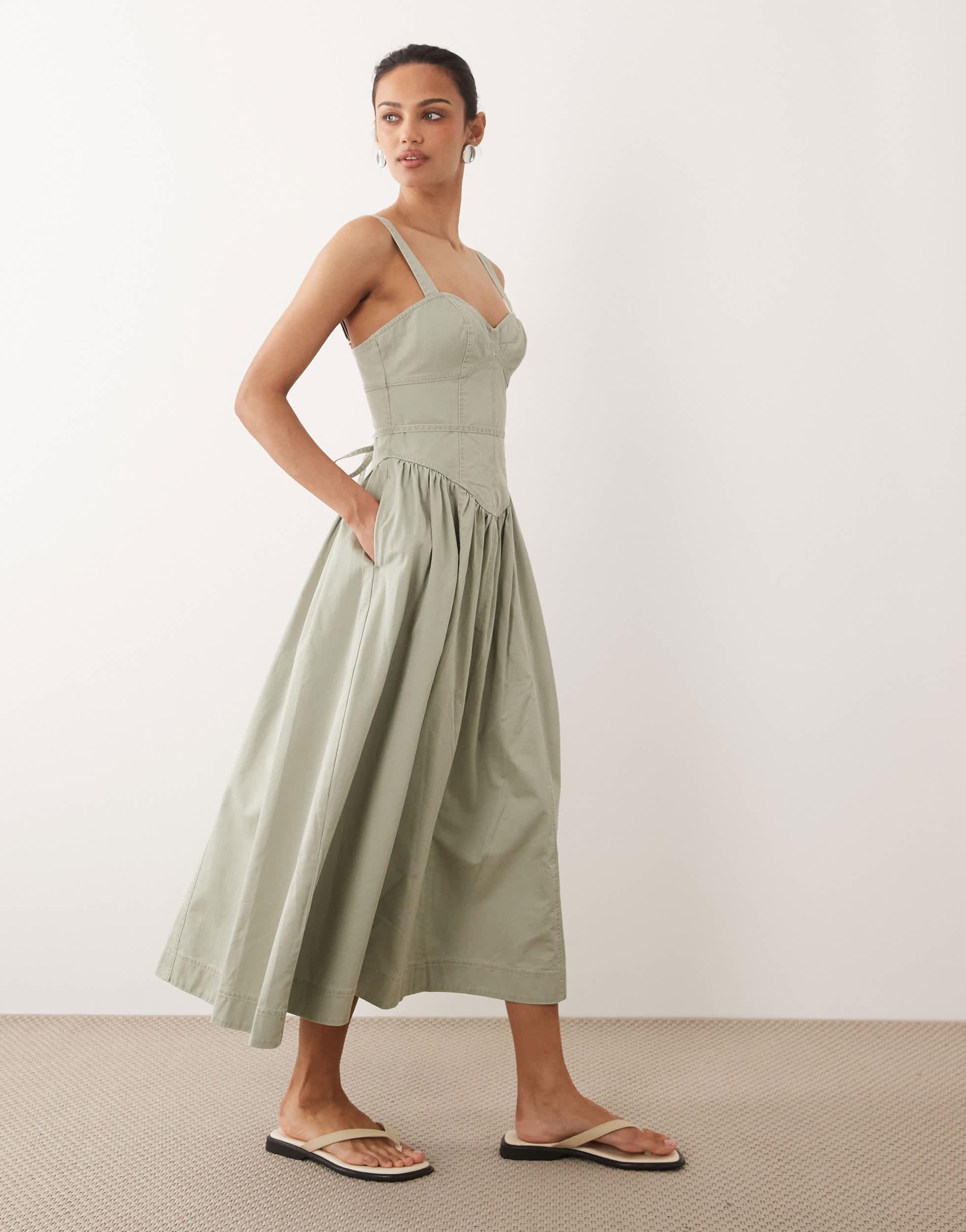 Women's Abercrombie & Fitch Dresses from $55 | Lyst