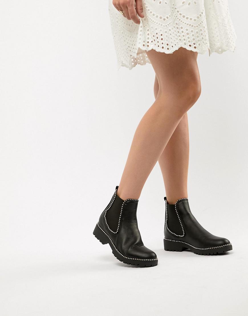 truffle collection flat chelsea boots