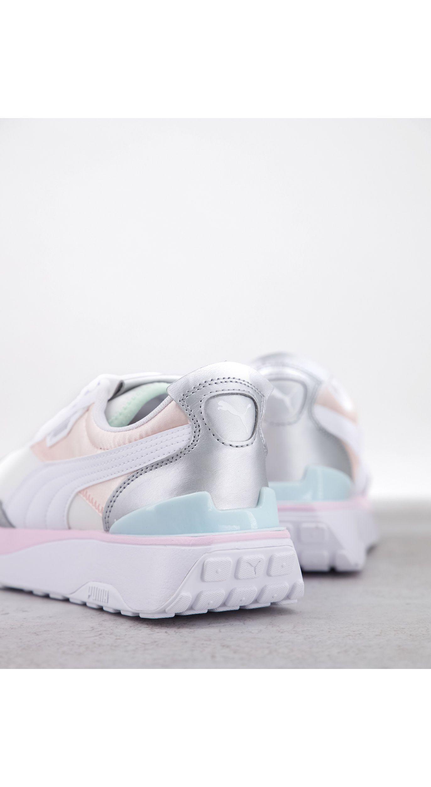 Puma rosa indossate online