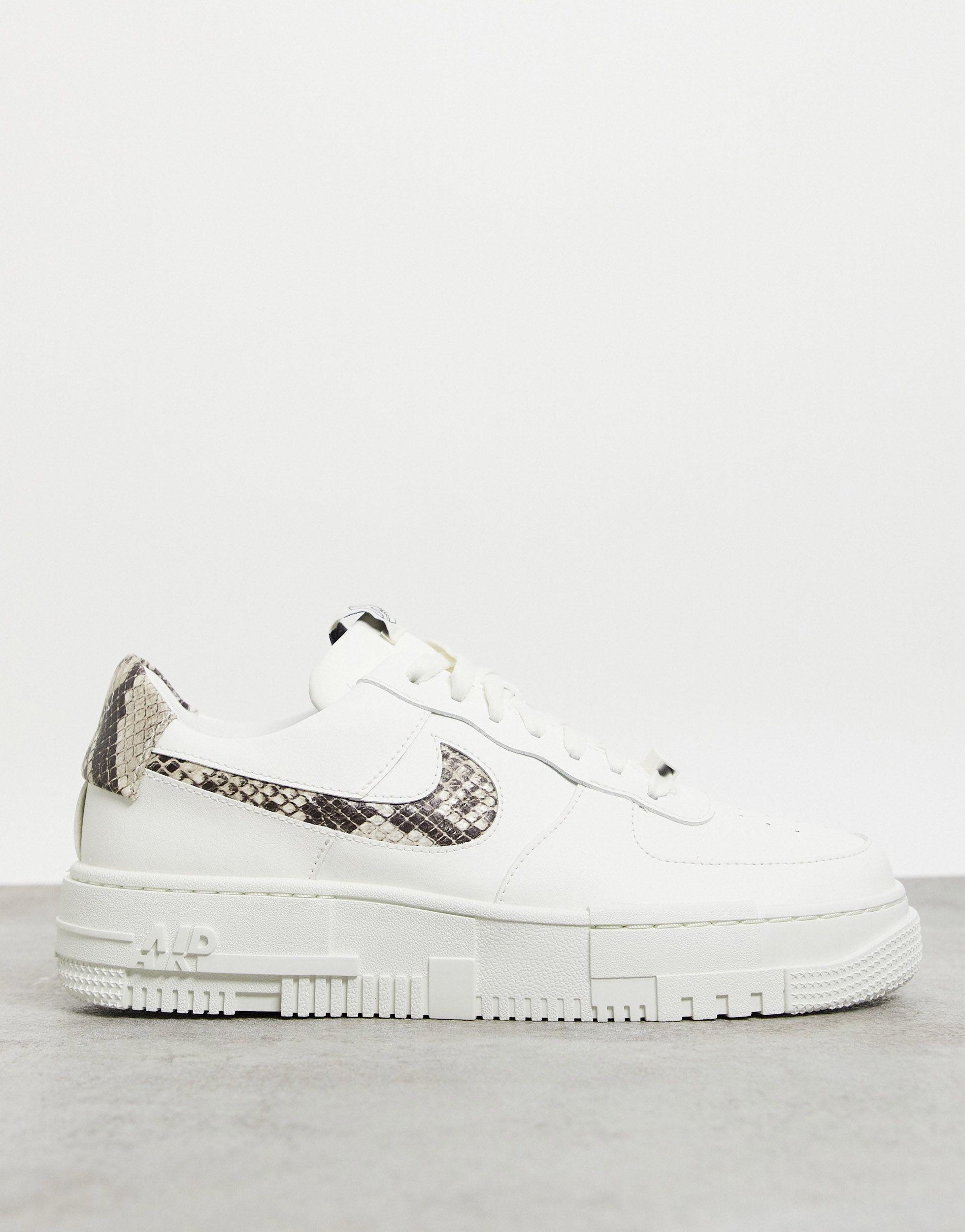 Air force 1 pixel - sneakers sporco con stampa pitonata di Nike in Bianco |  Lyst