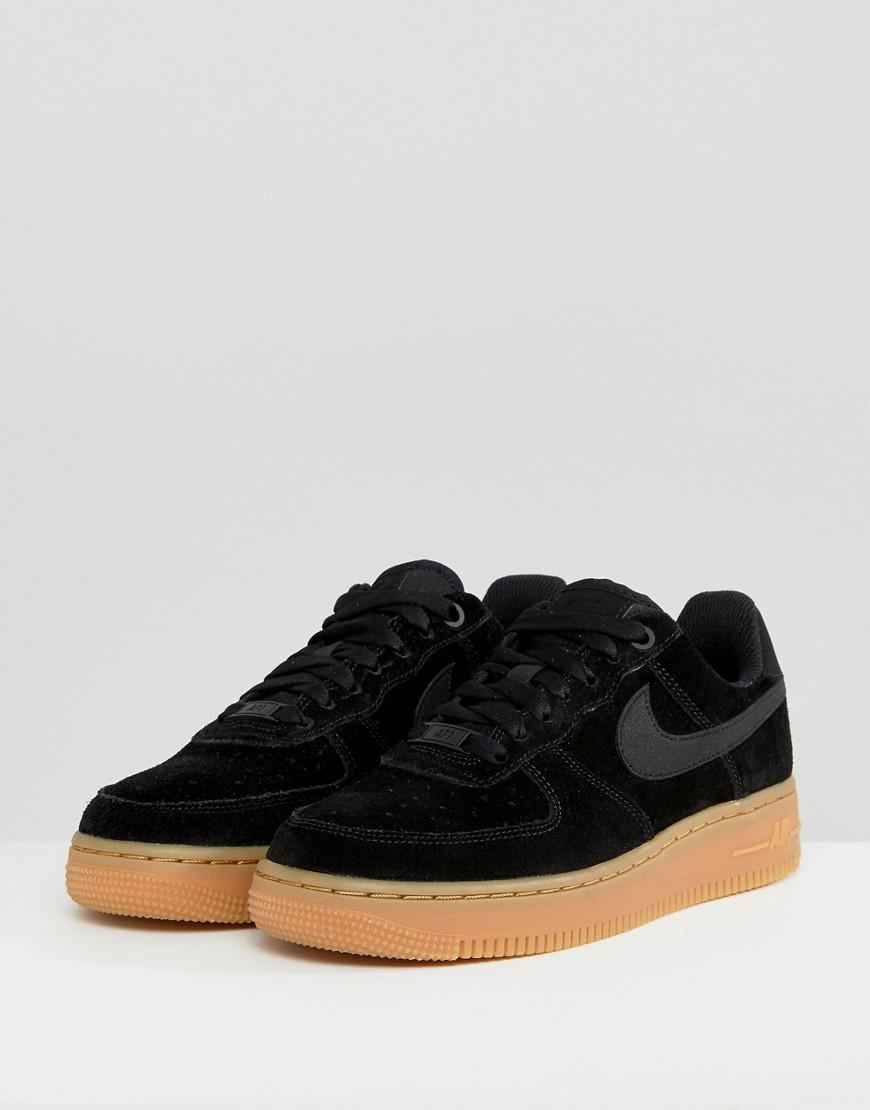 black nike air force 1 with gum sole