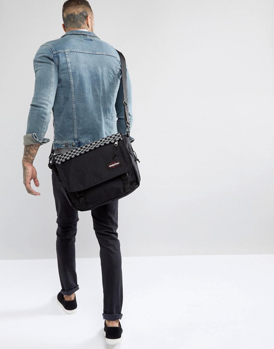 eastpak delegate black