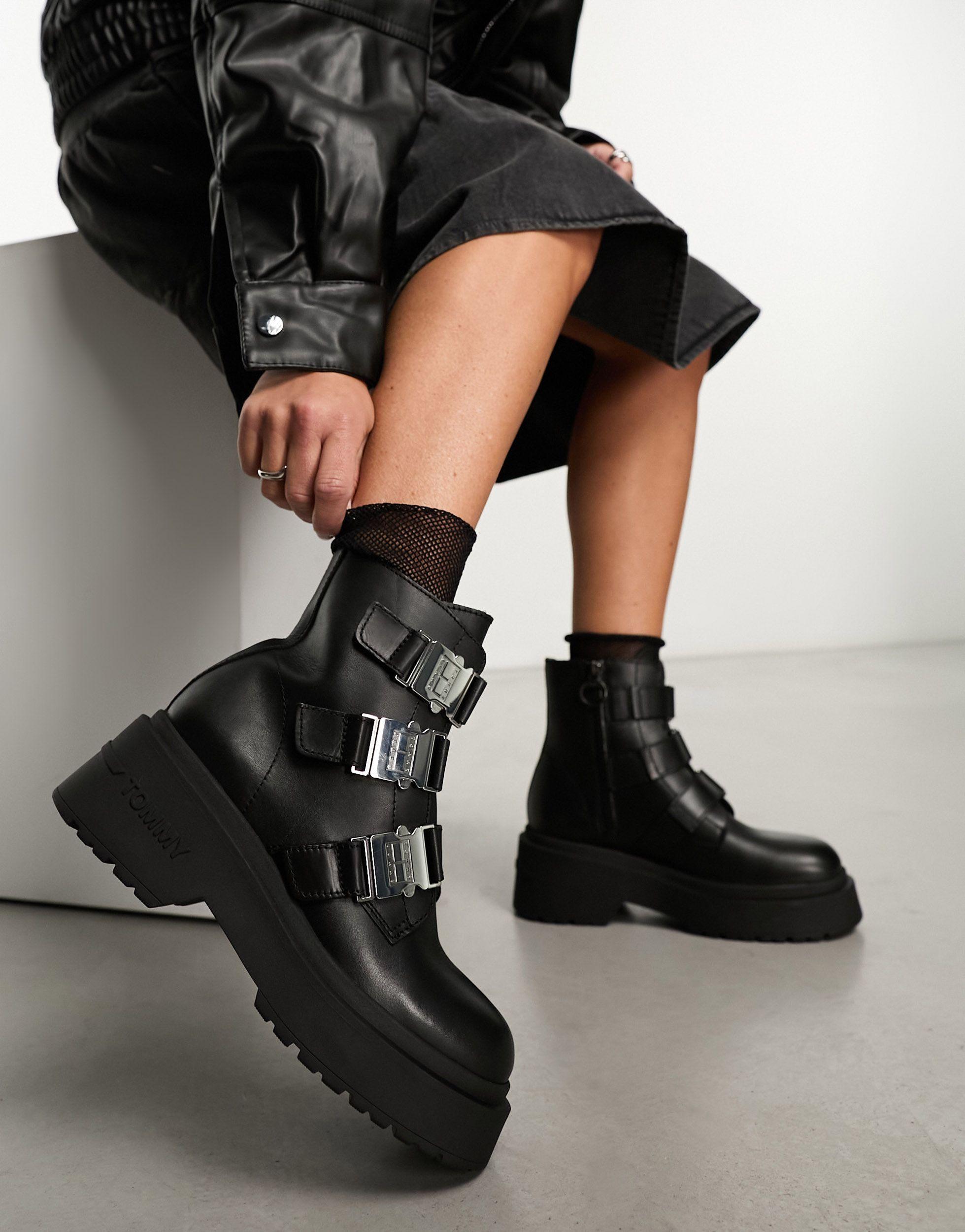 Tommy Hilfiger Chunky Hardware Boots in Black | Lyst
