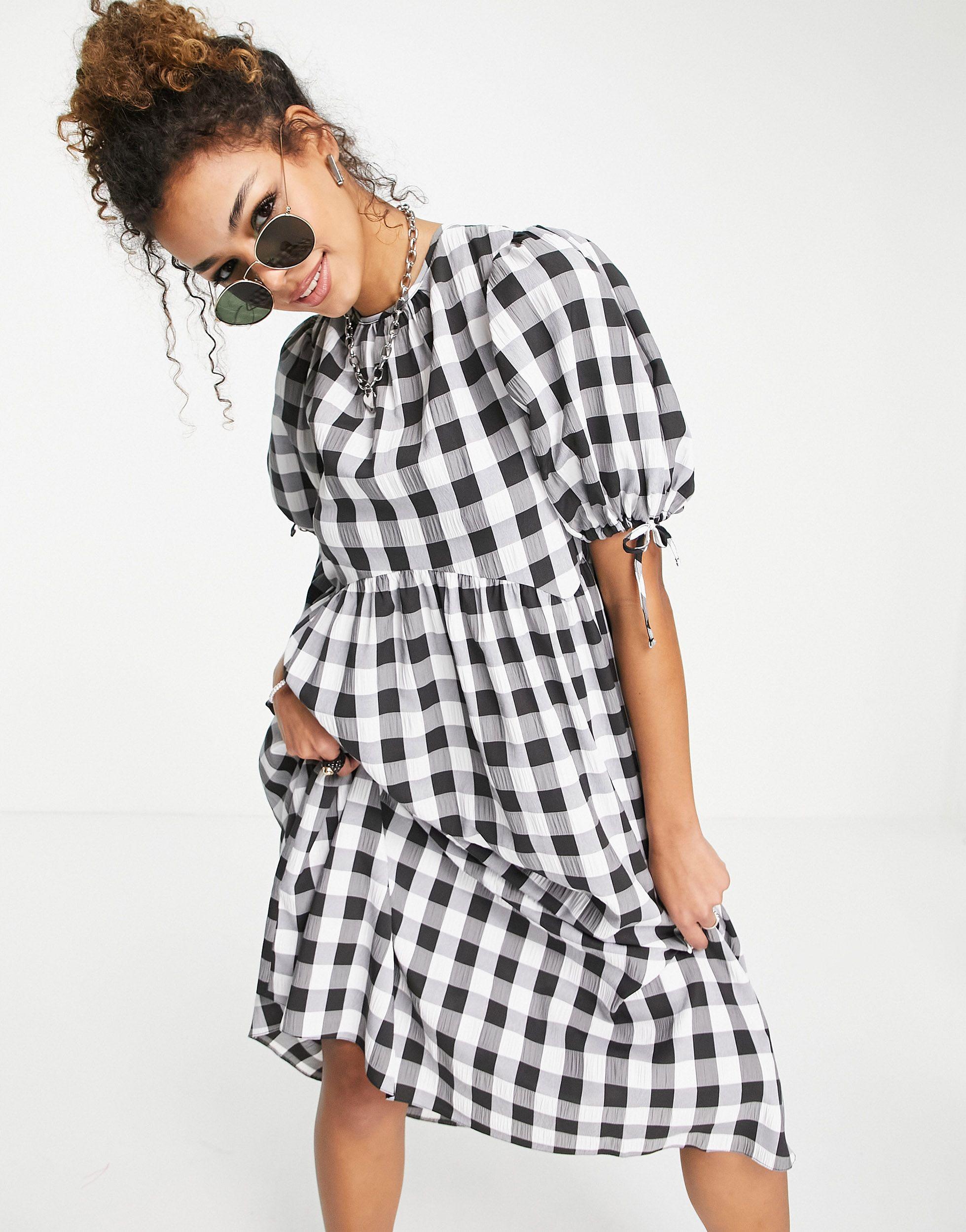 ASOS Gingham Midi Smock Dress With Puff Sleeve And Open Back | Lyst UK