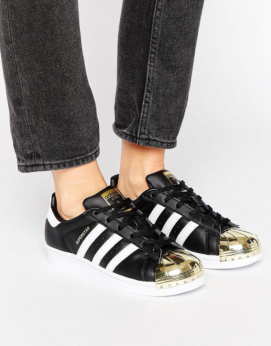 adidas superstar toe cap