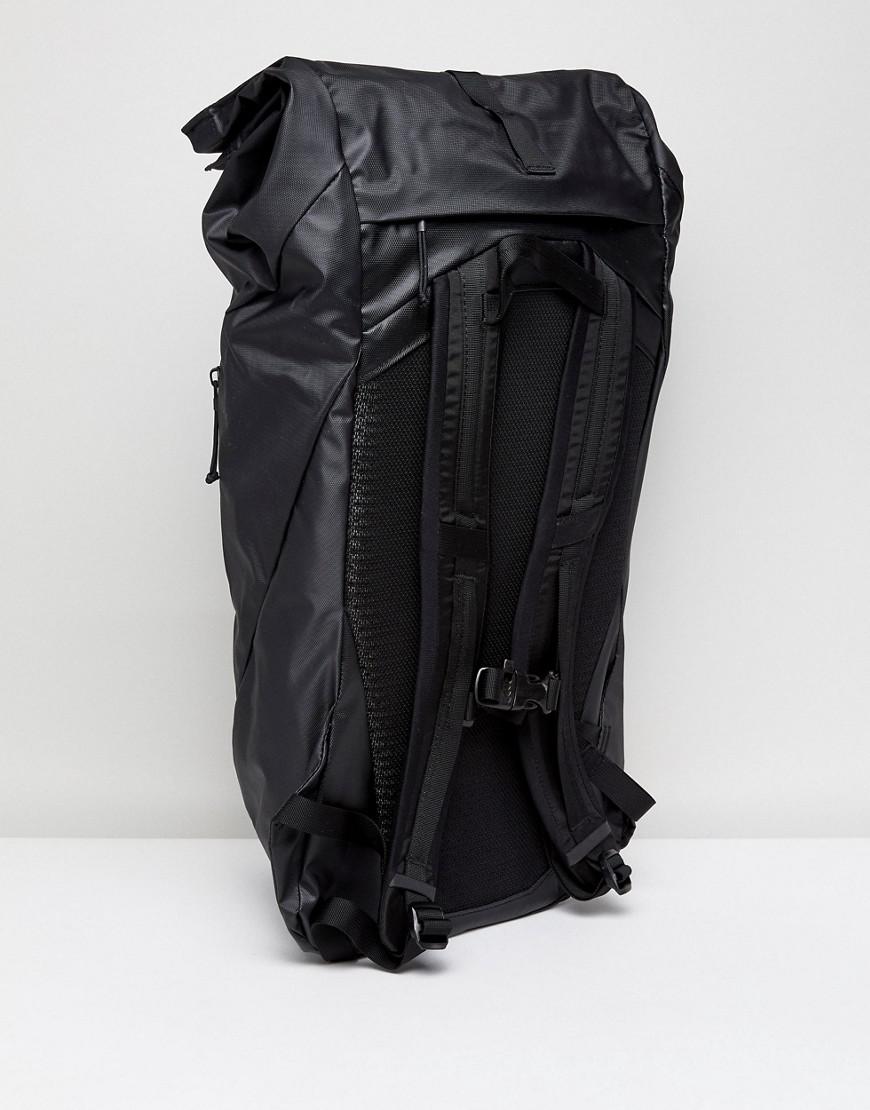 The North Face Peckham Rolltop Backpack 27 Litres In Black for Men - Lyst