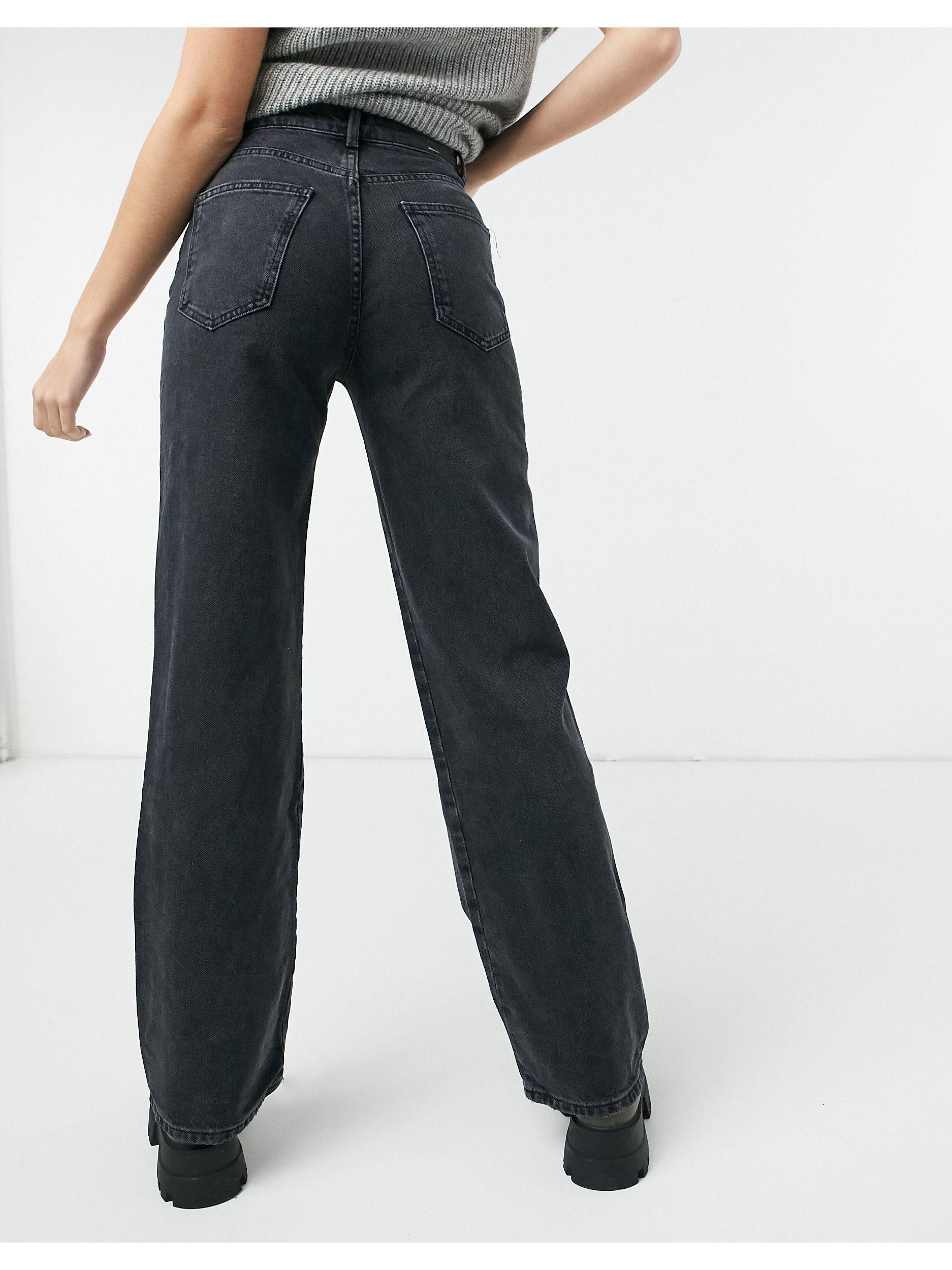 Stradivarius 90s Dad Jean in Black Lyst