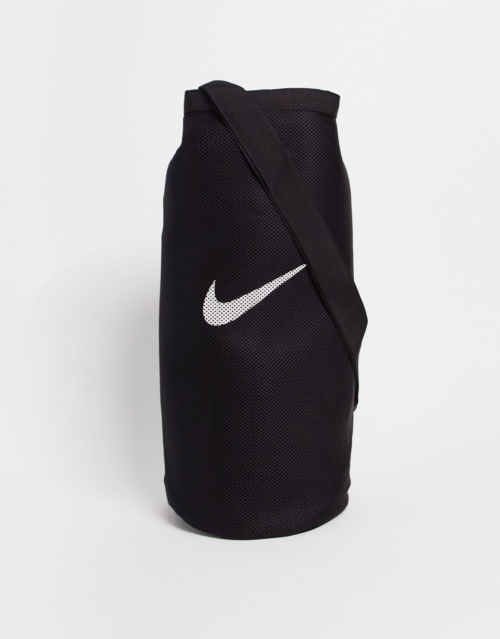 Nike 10 Litre Mesh Sling Bag in Black Lyst