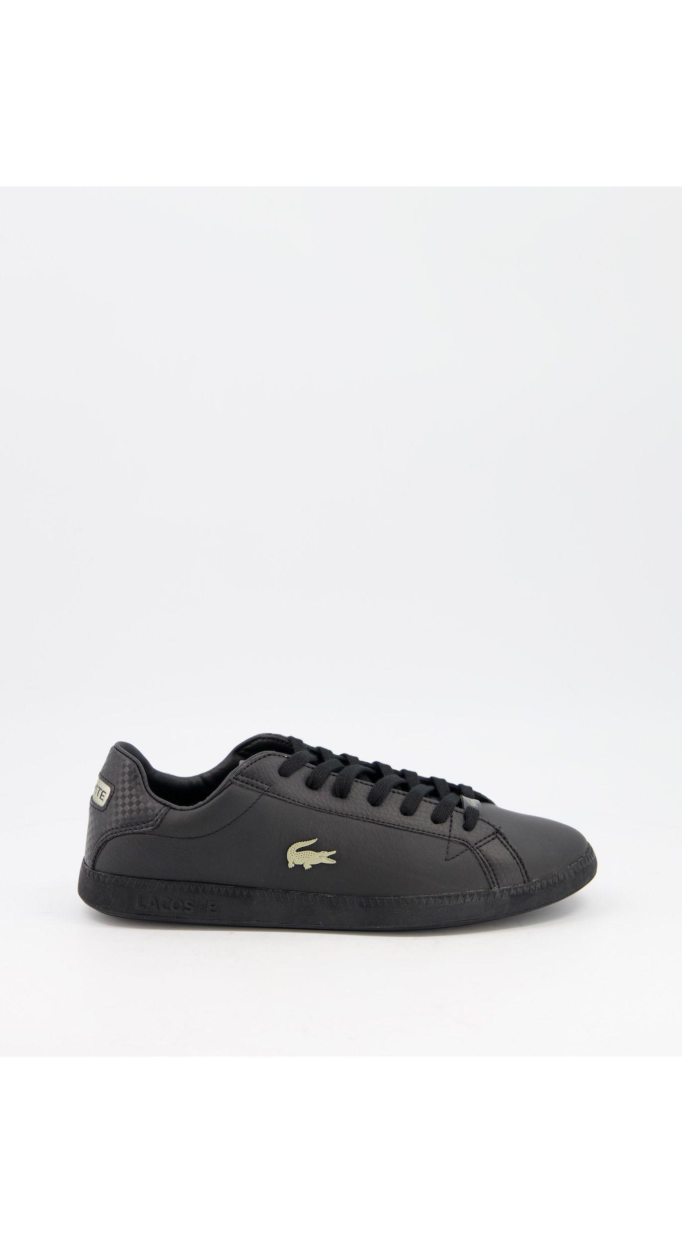 Lacoste Graduate Trainers With Gold Croc in Black for Men | Lyst