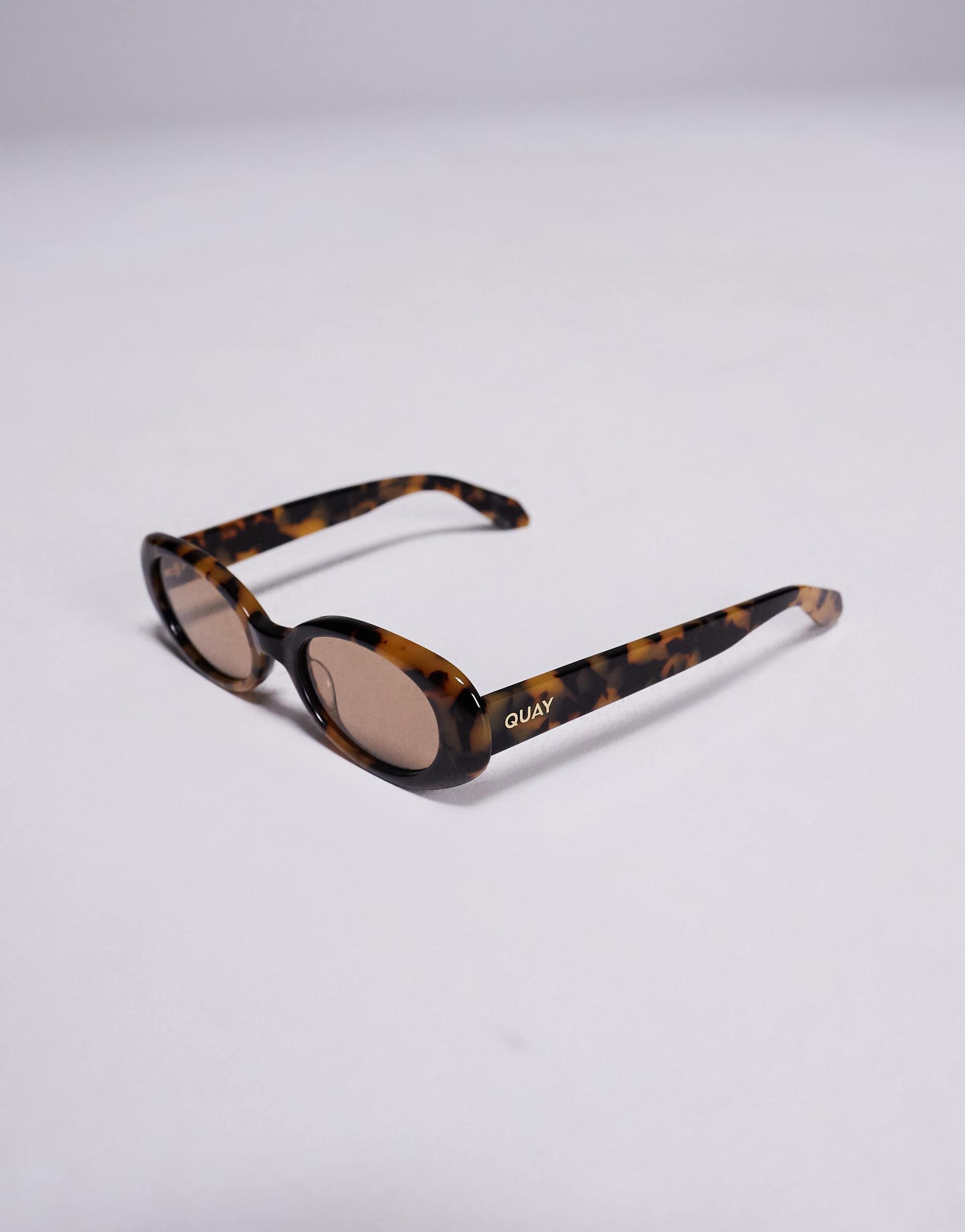 Quay Quay Felt Cute Slim Oval Sunglasses in Yellow | Lyst