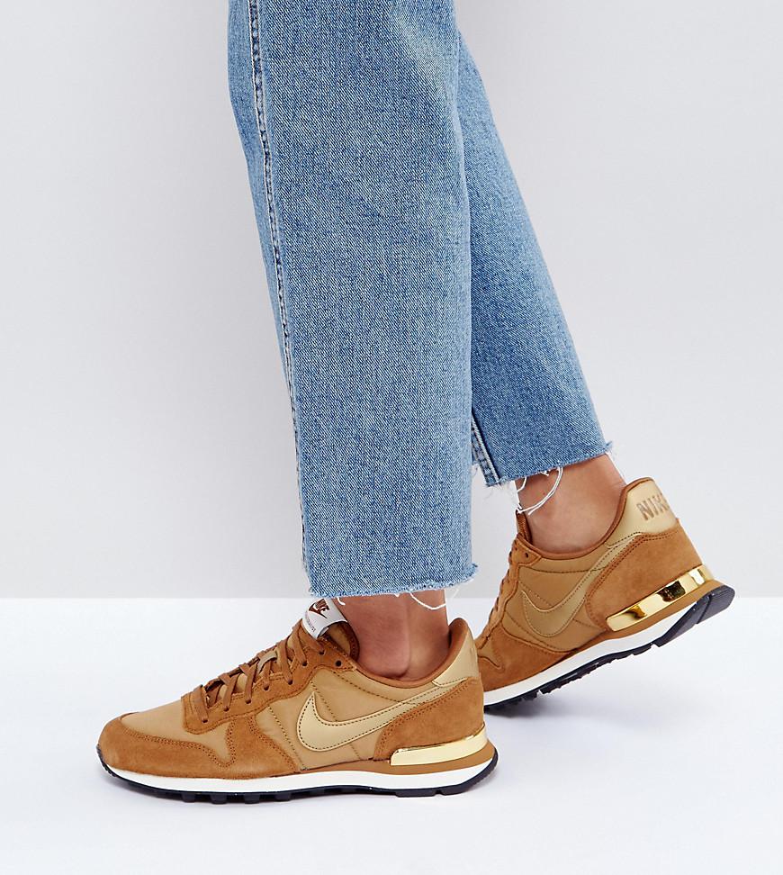 Nike Suede Internationalist Sneakers In Mushroom With Metallic Trim in  Brown - Lyst