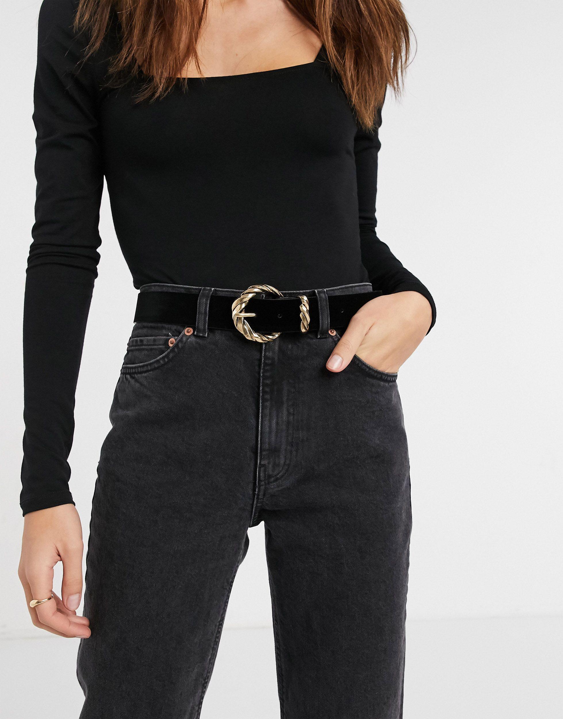 Gold Twist Detail Buckle in Black 