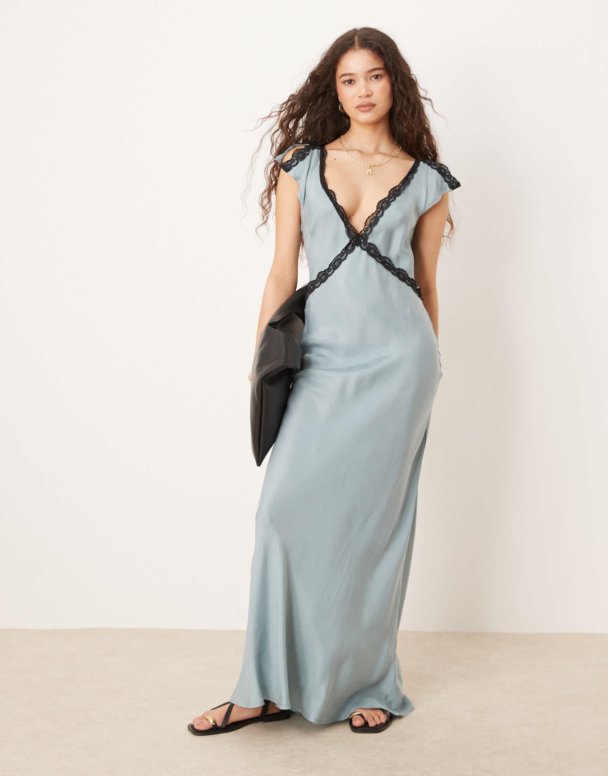 chinese dress ladies Bluivy Boho Floral Lace Maxi Dress with Lining in Black L main image 0