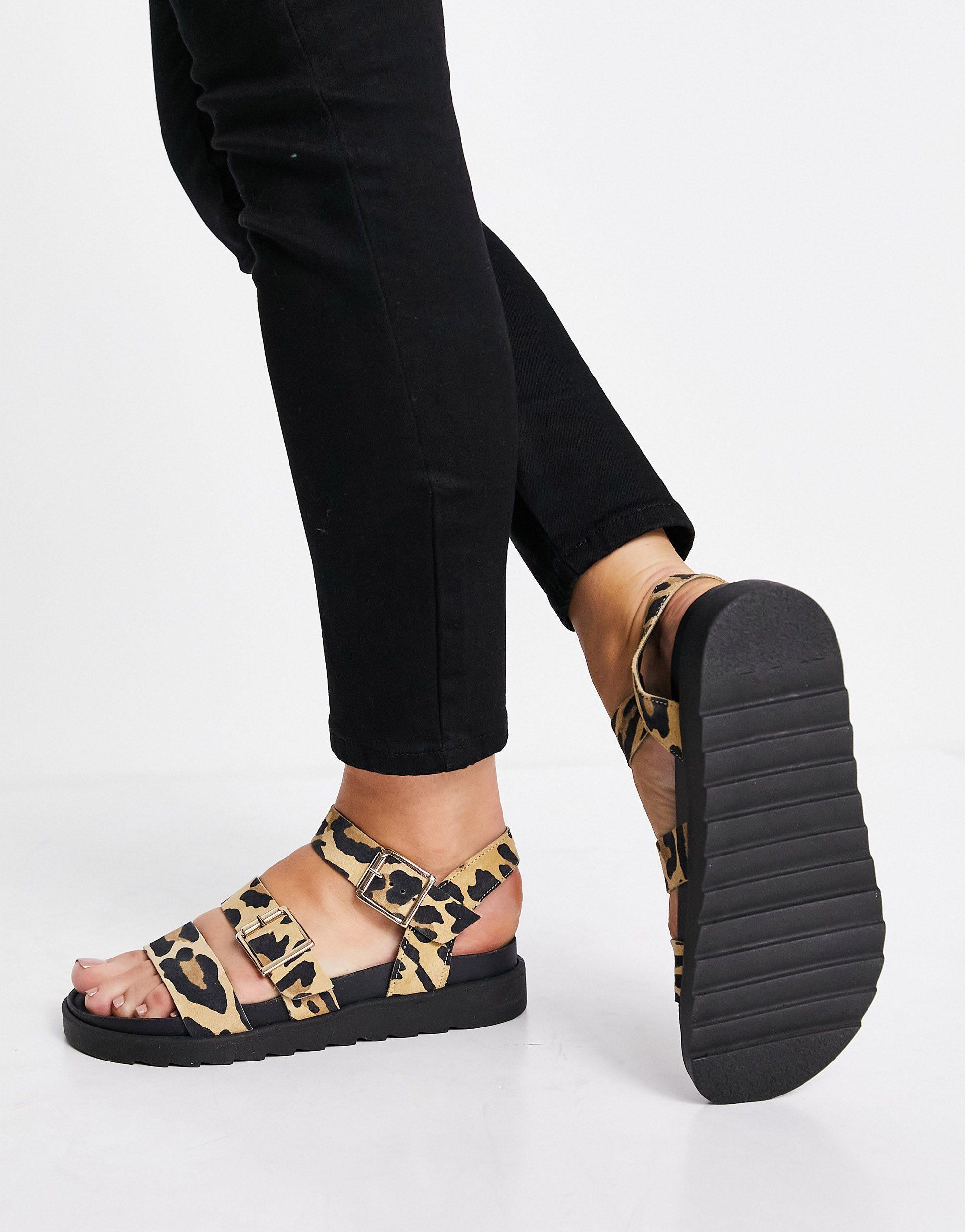 schuh chaser leather chunky buckle sandals in black