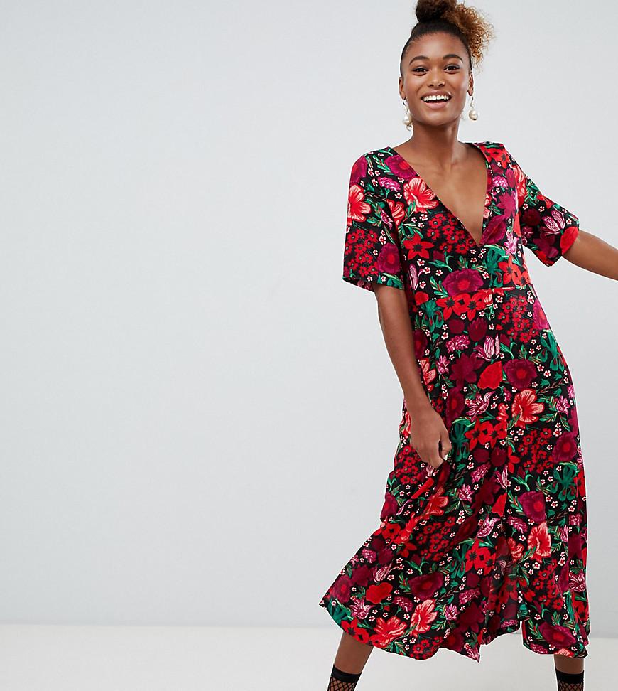 Monki Short Sleeve Button Through Flower Print Midi Dress in Red | Lyst