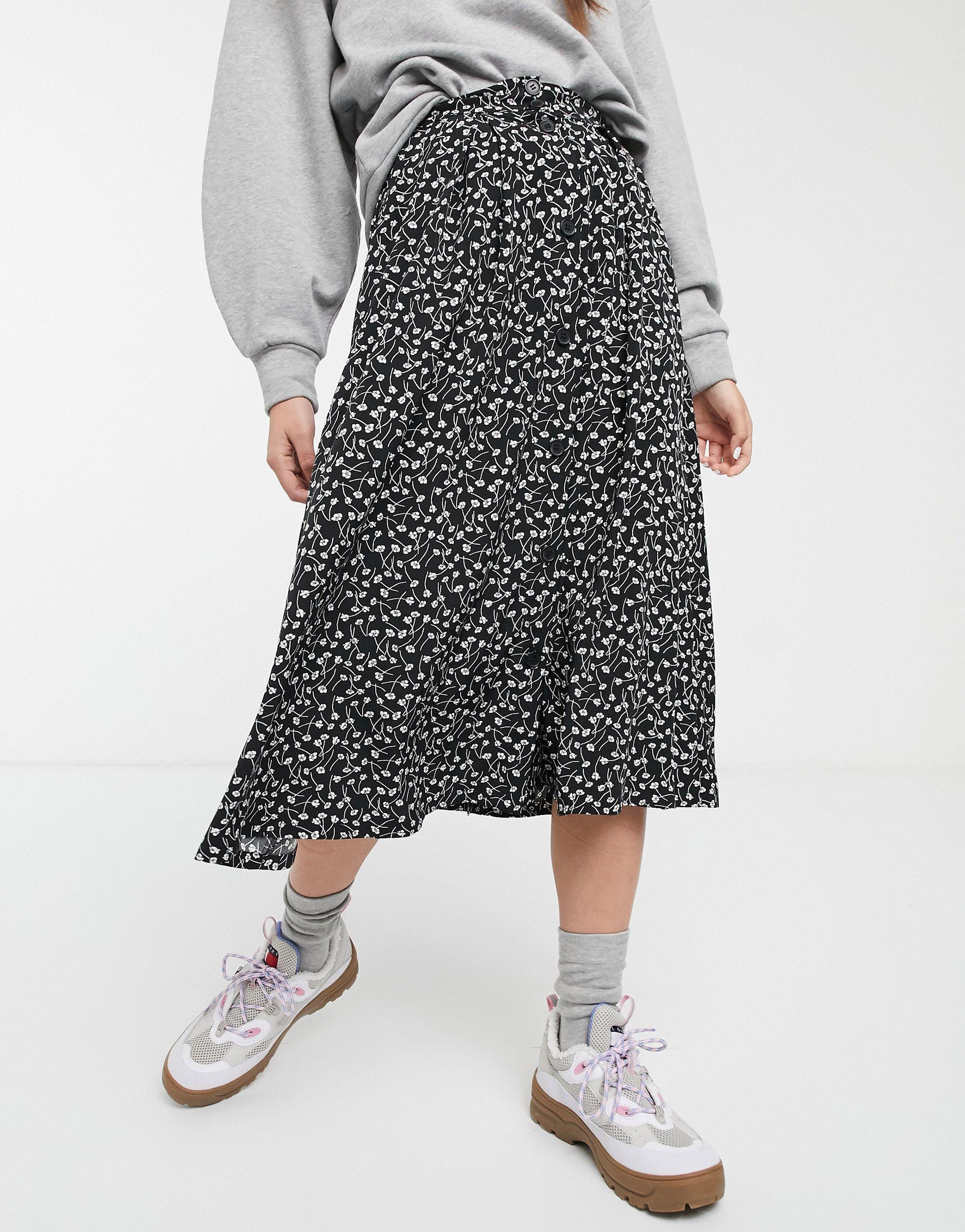 Monki Sigrid Button Through Floral Midi Skirt in Black | Lyst