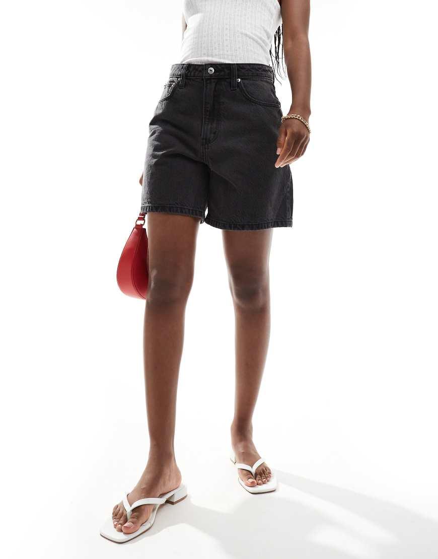 Abercrombie Fitch Curve Love Loose Fit Denim Shorts in Black