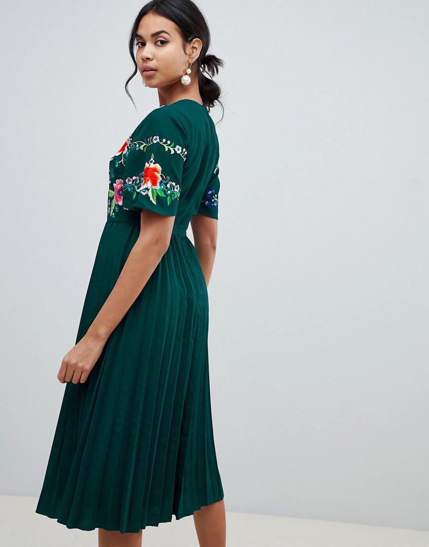 ASOS Pleated Embroidered Midi Dress in Green | Lyst