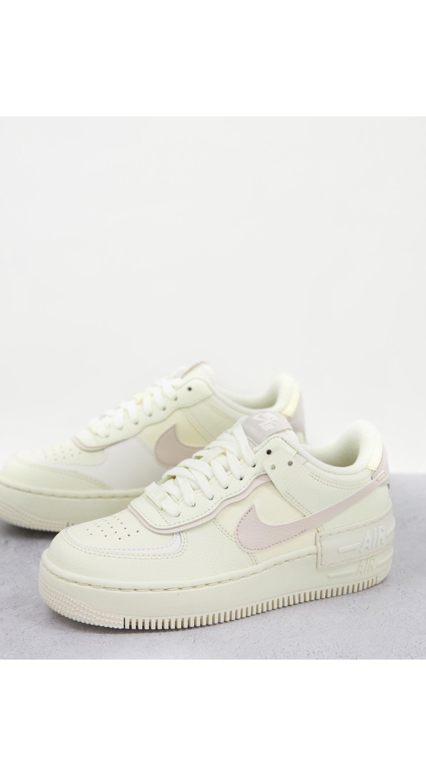 Air - Force 1 Shadow - Sneakers bianco sporco e beigeNike in Gomma ... Air - Force 1 Shadow - Sneakers bianco sporco e beigeNike in Gomma ...