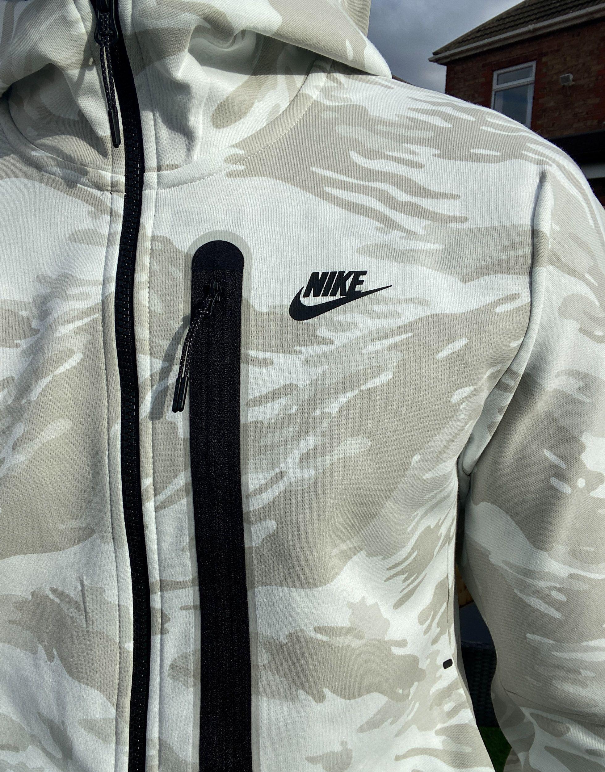 Nike Sportswear Tech Fleece Camo-Hoodie mit durchgehendem Reißverschluss  für in Weiß für Herren | Lyst DE