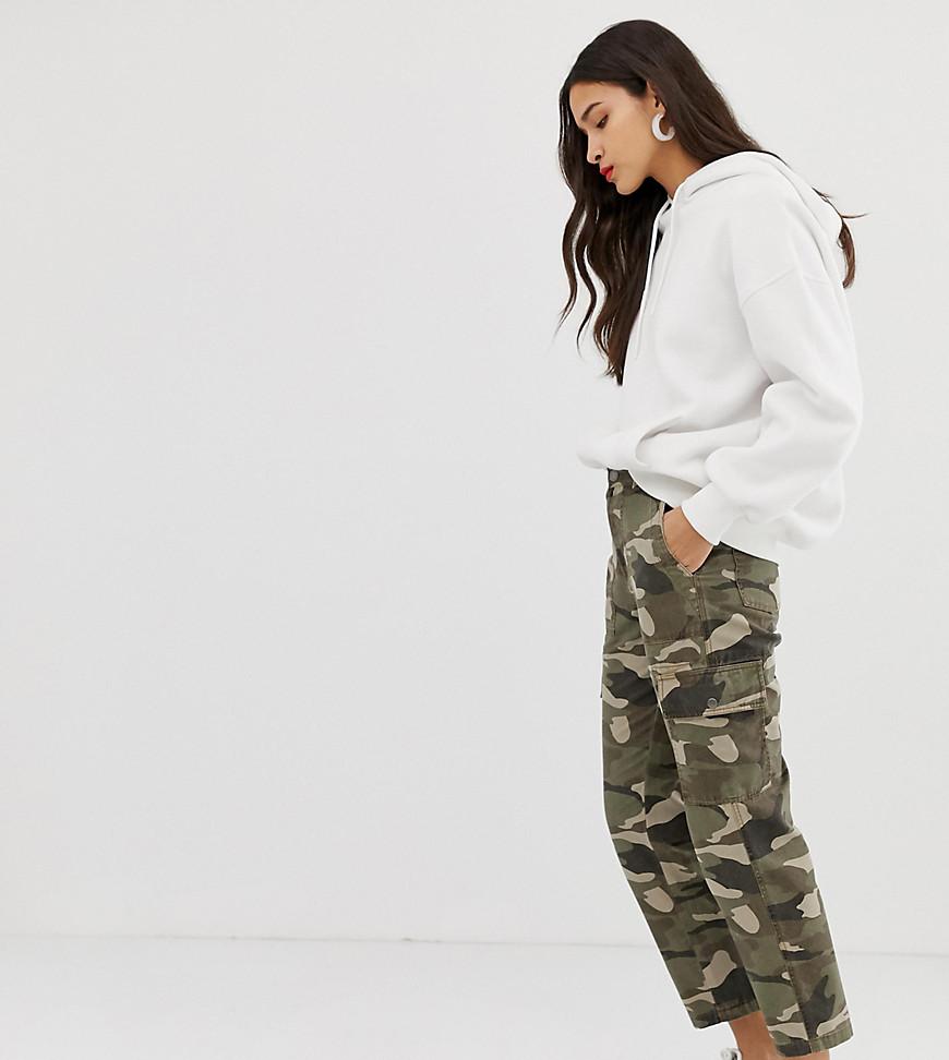 Stradivarius Str Straight Fit Pant In Camo in Green | Lyst